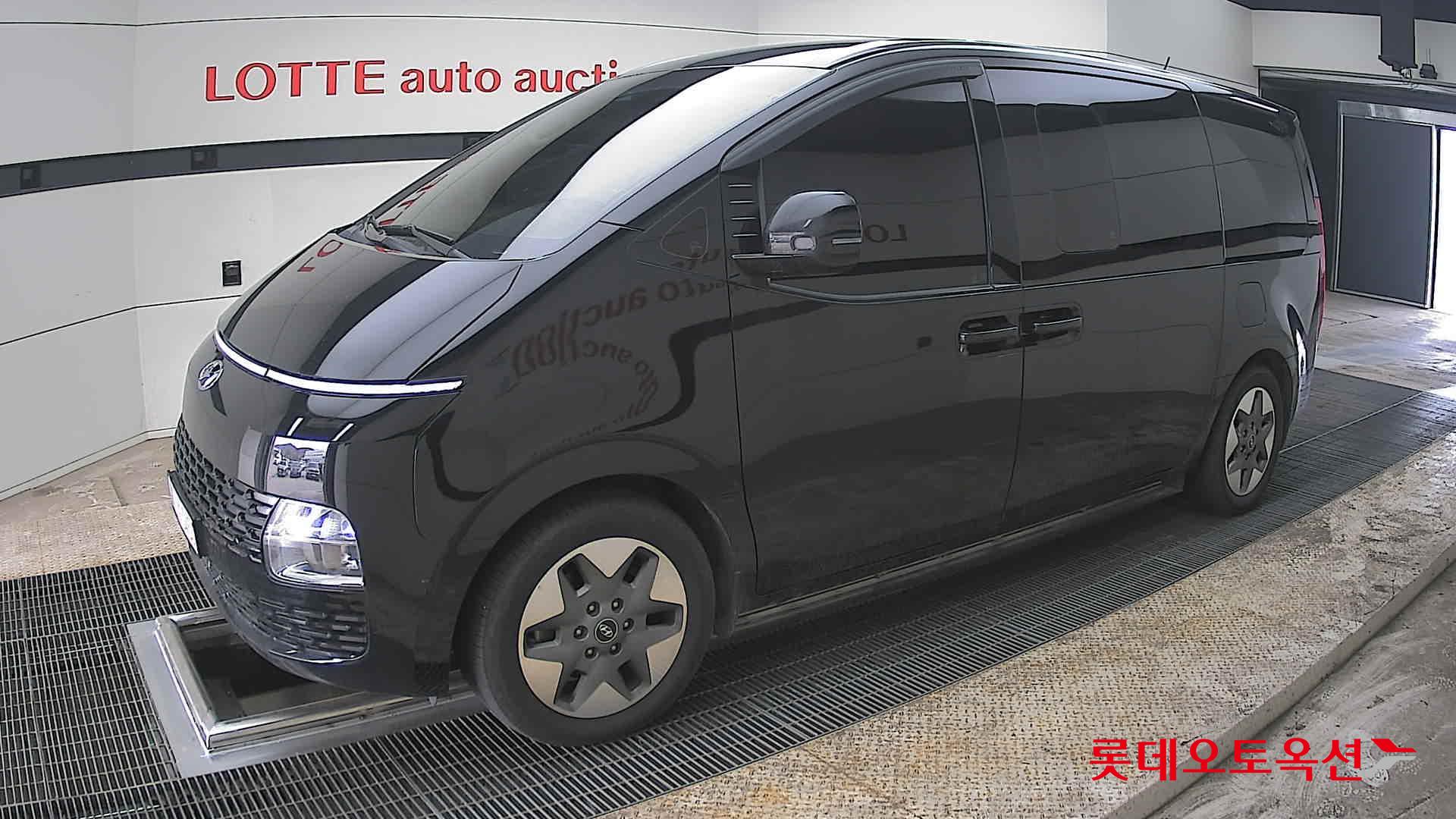 هيونداي ستاريا