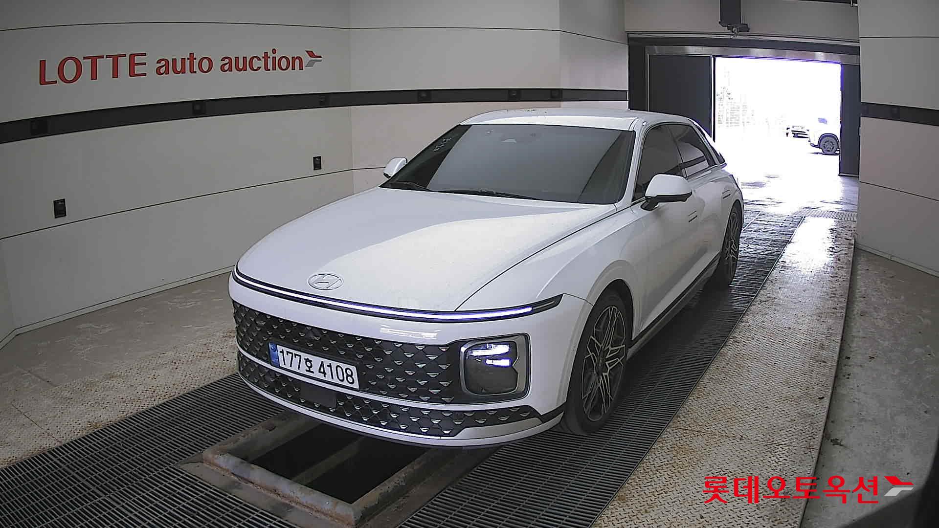 هيونداي أزيرا