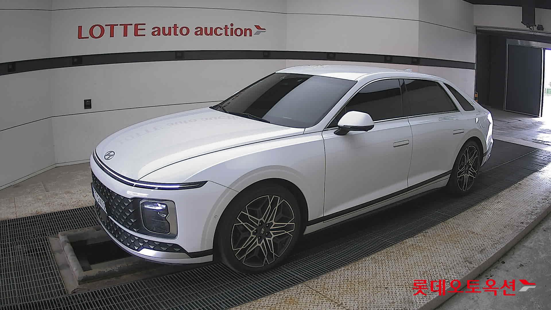 هيونداي أزيرا