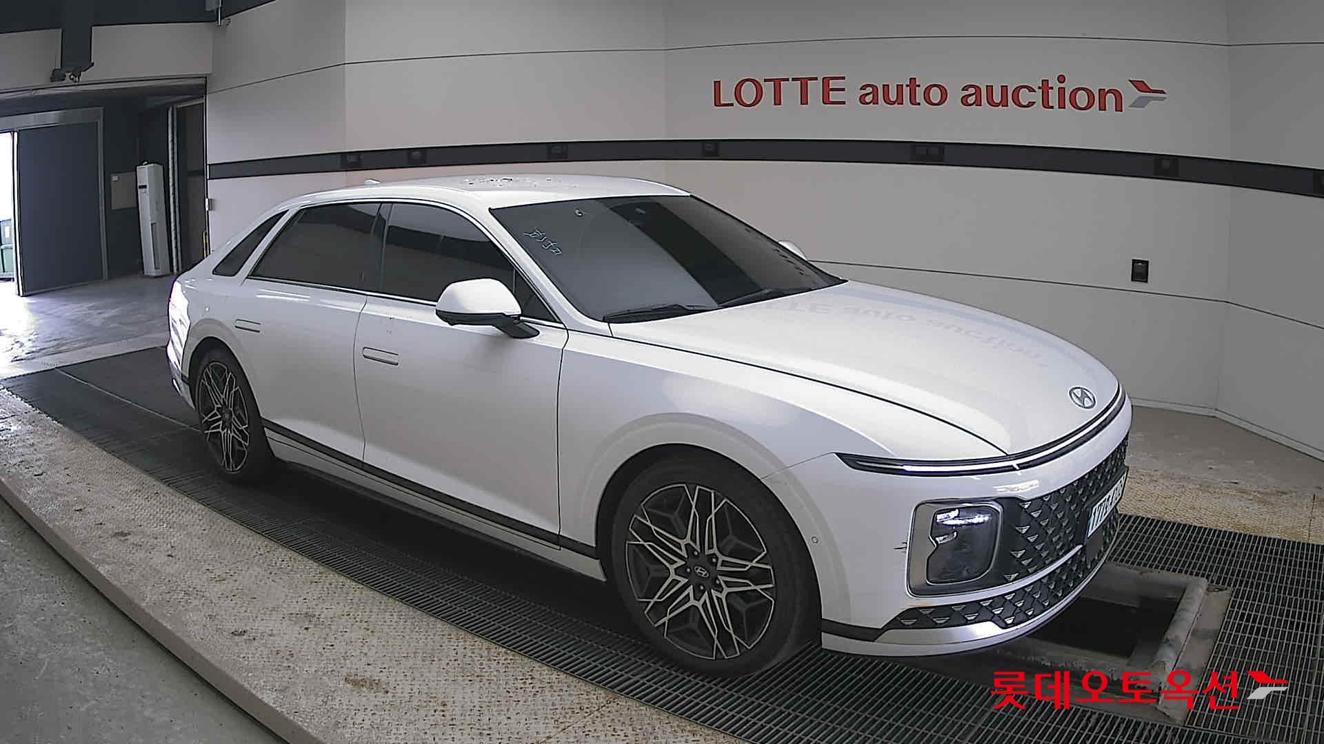 هيونداي أزيرا