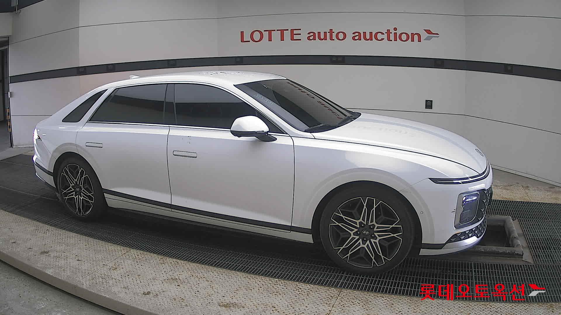 هيونداي أزيرا