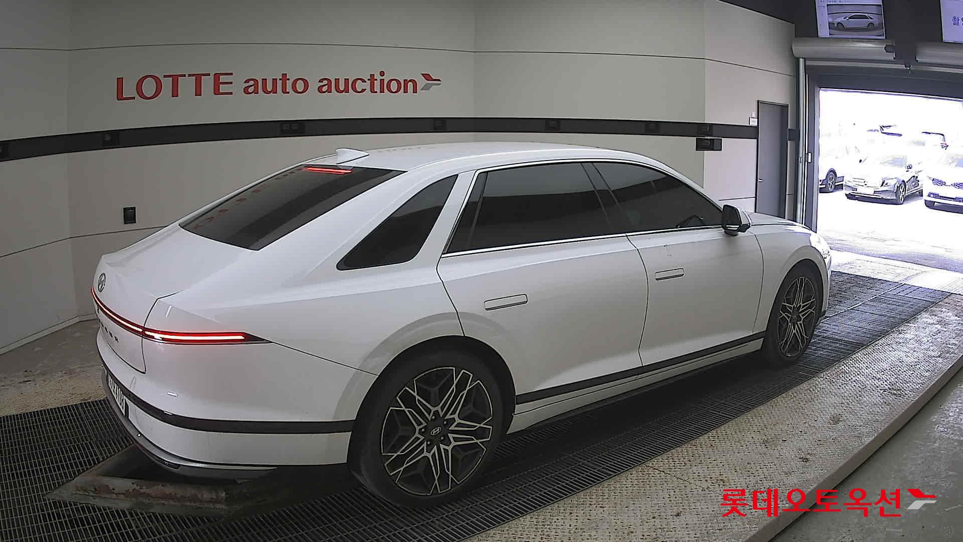 هيونداي أزيرا