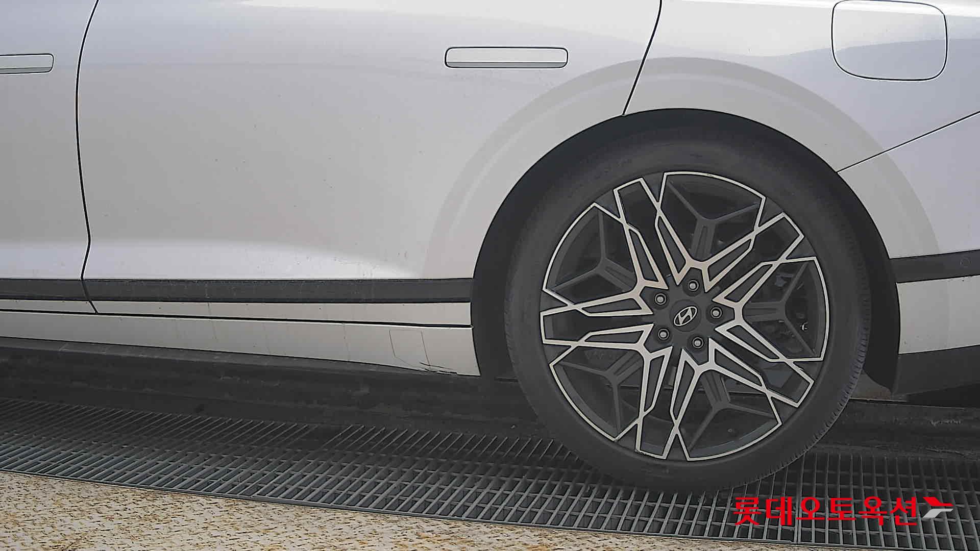 هيونداي أزيرا