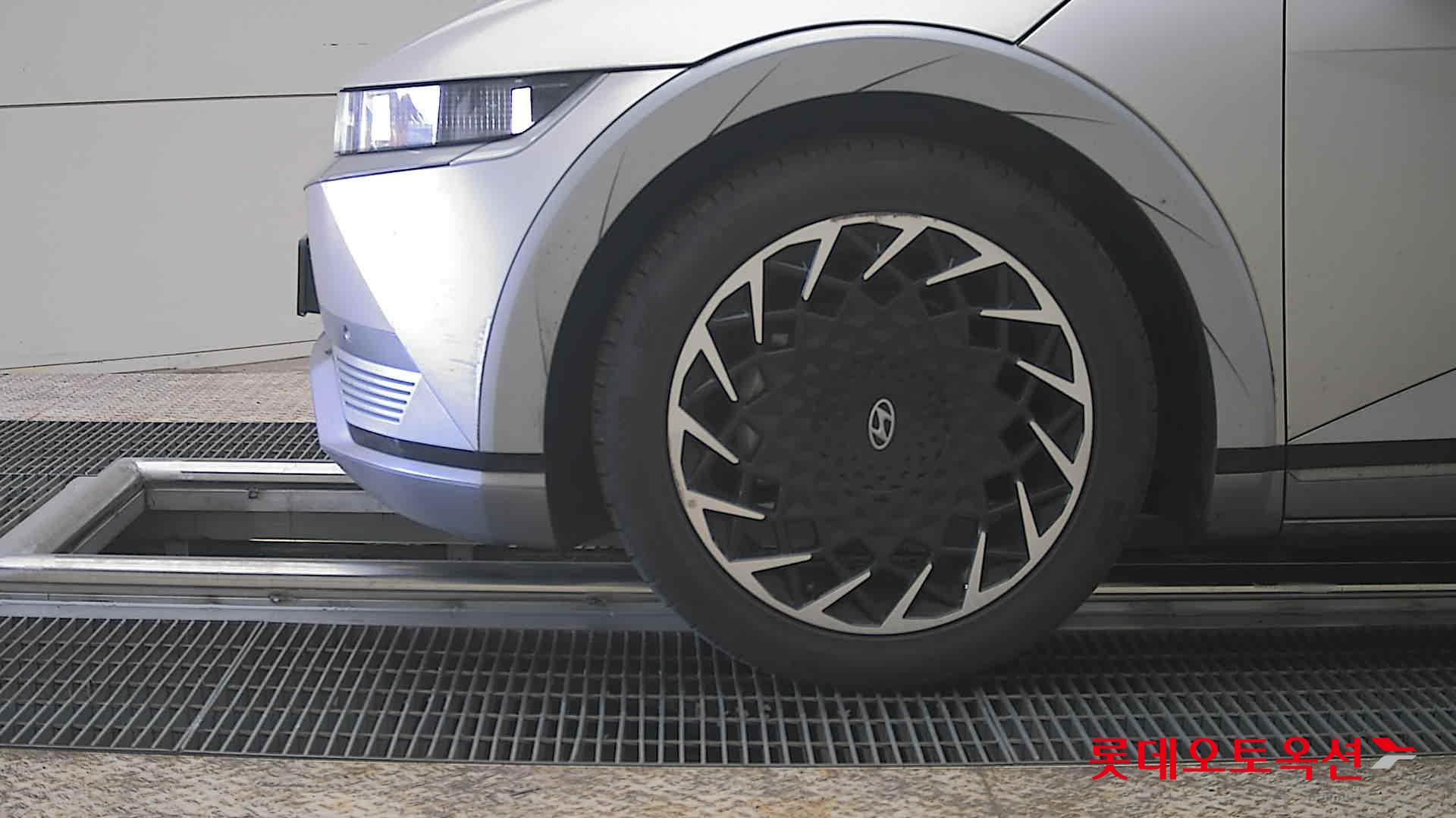 هيونداي أيونيك