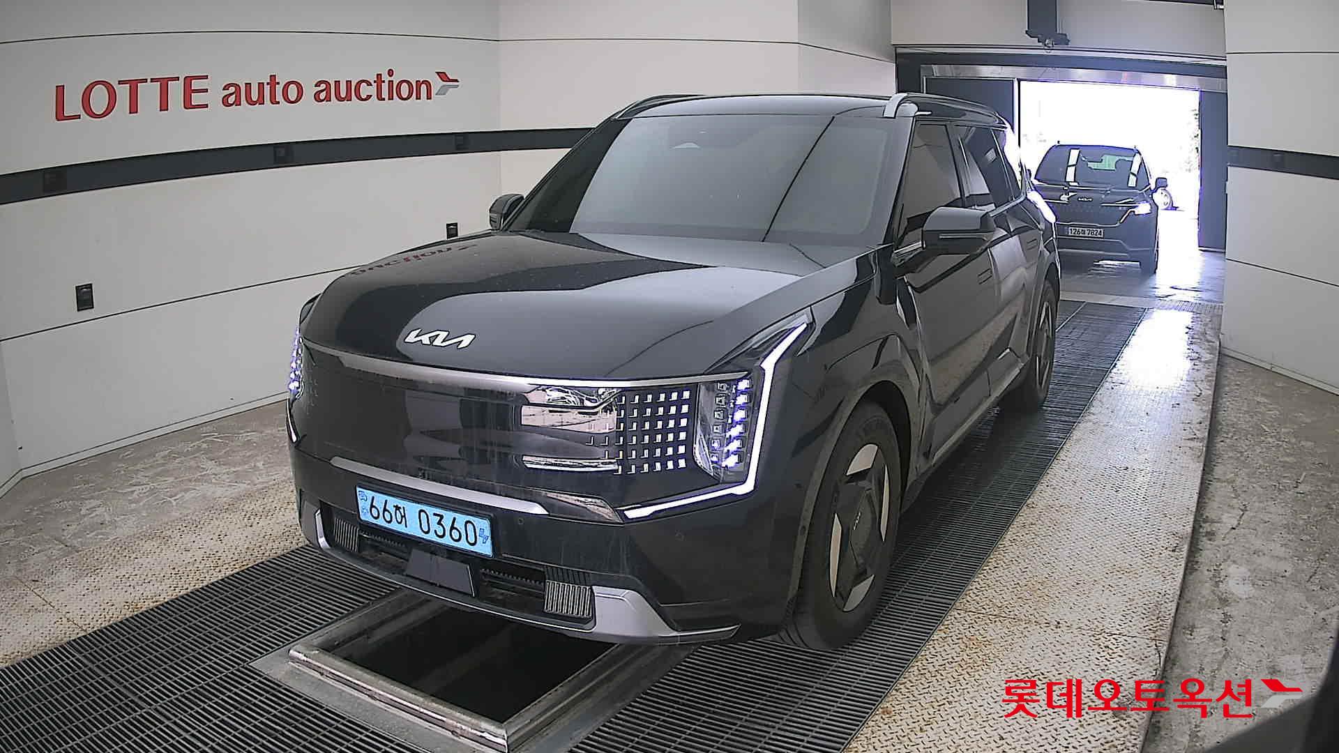 2024 - kia ev9