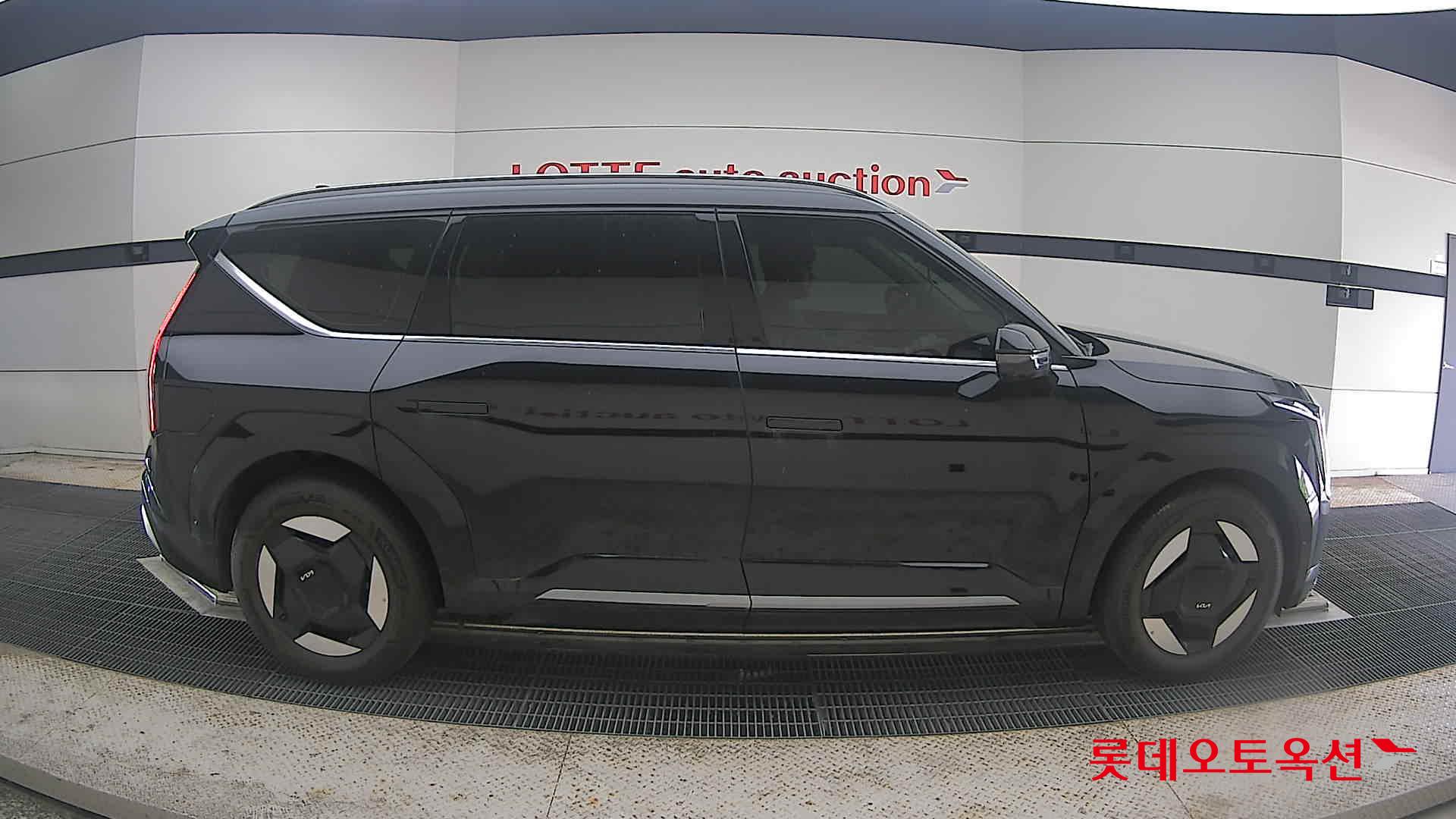 2024 - kia ev9