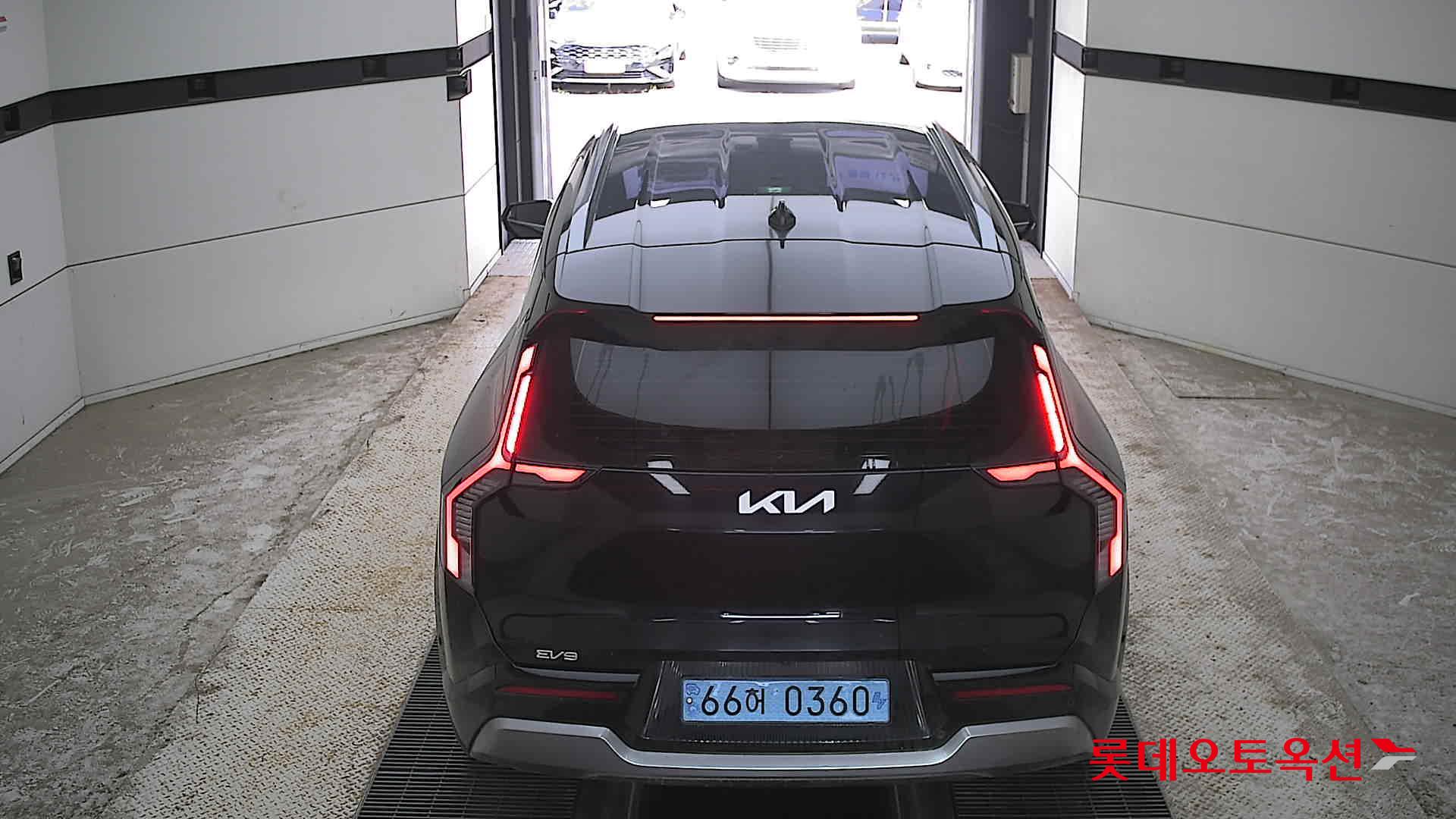 2024 - kia ev9
