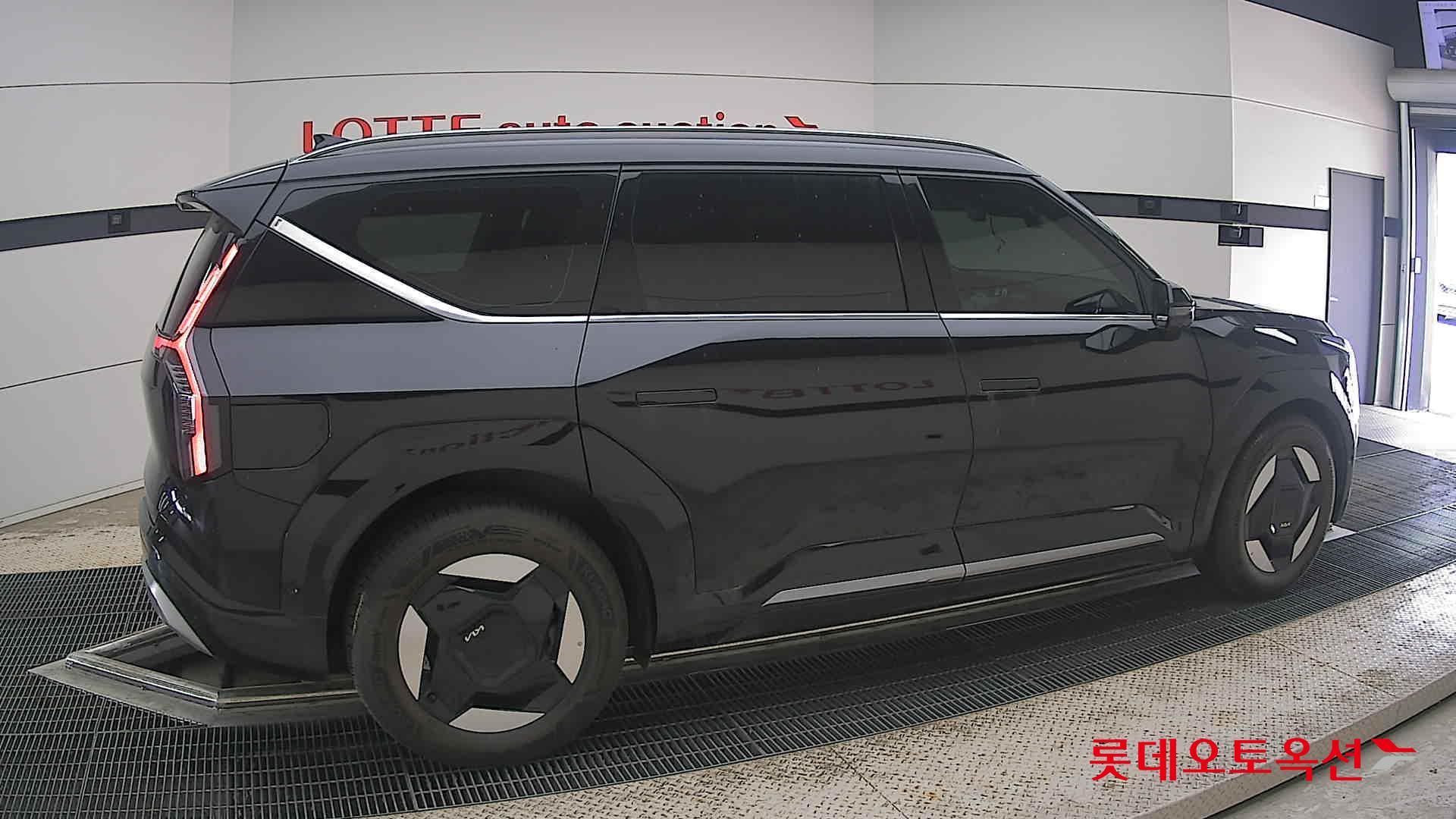 2024 - kia ev9