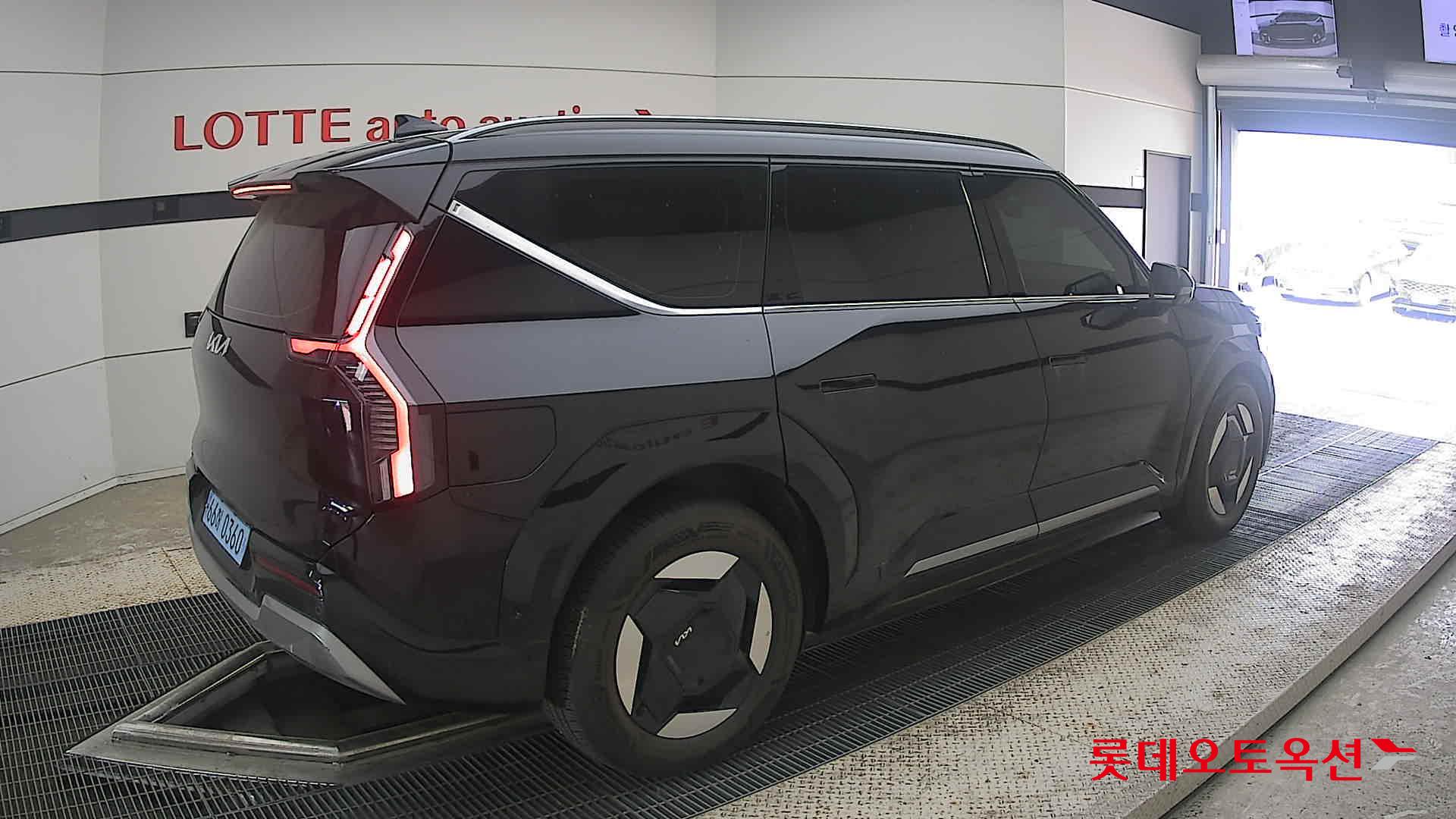2024 - kia ev9