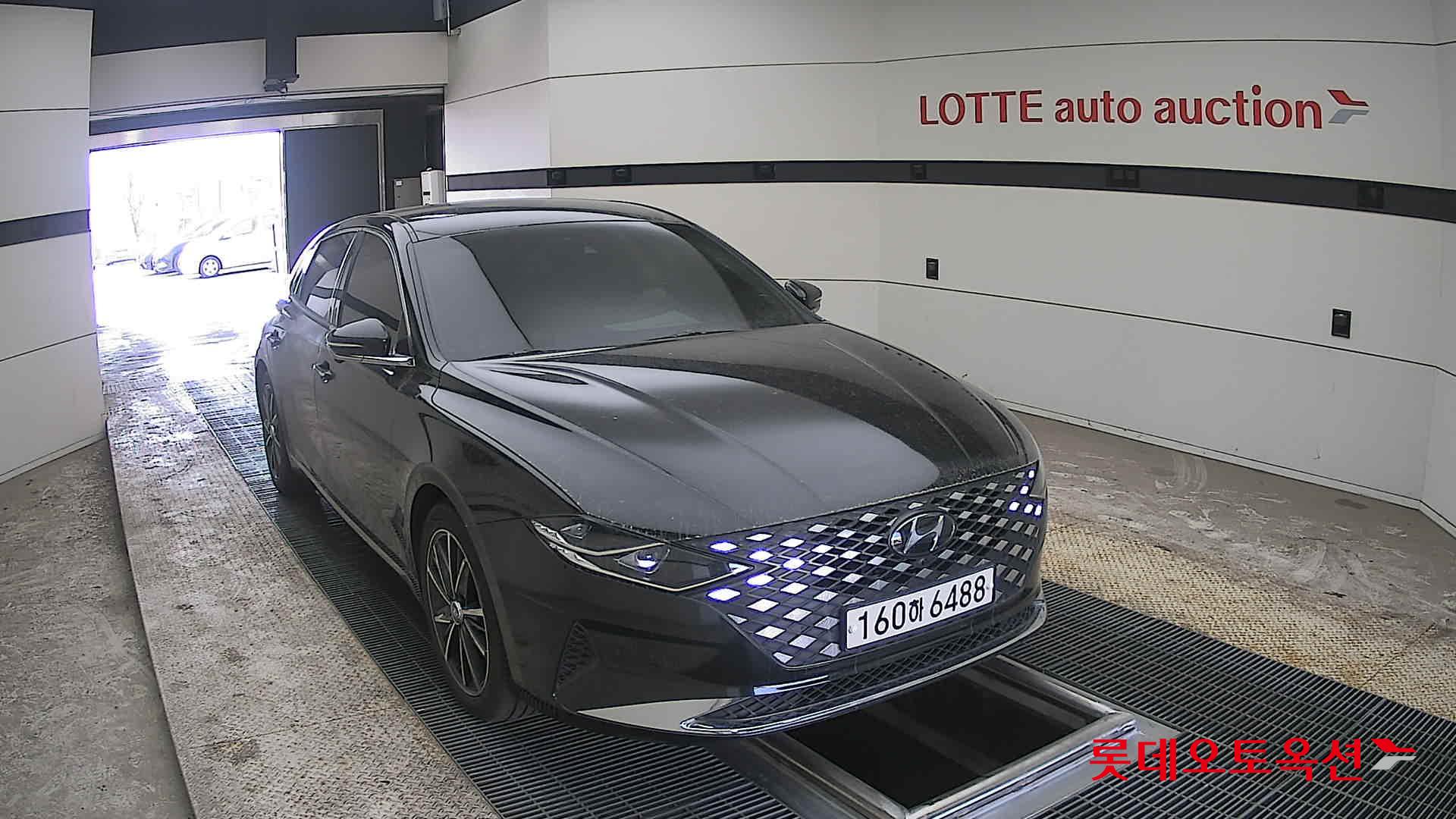 Hyundai Grandeur - 24