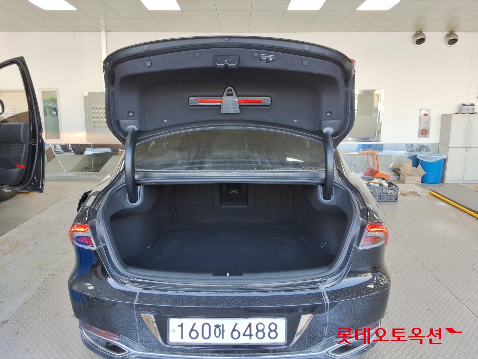 Hyundai Grandeur - 9