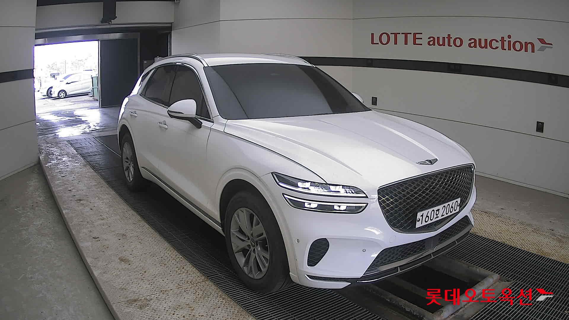 جينسس جي في 70