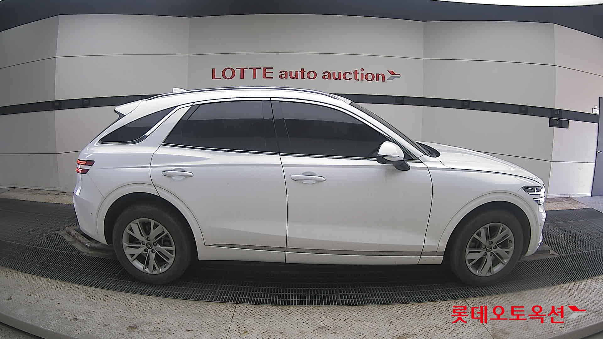 جينسس جي في 70