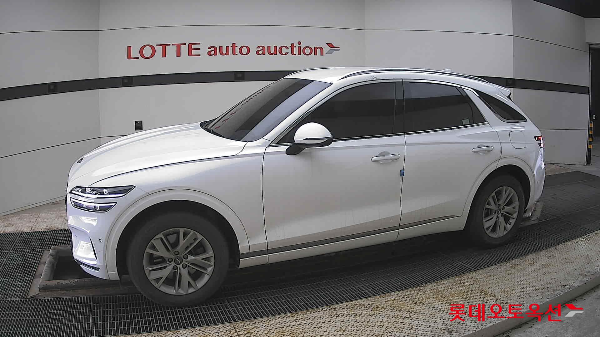 جينسس جي في 70