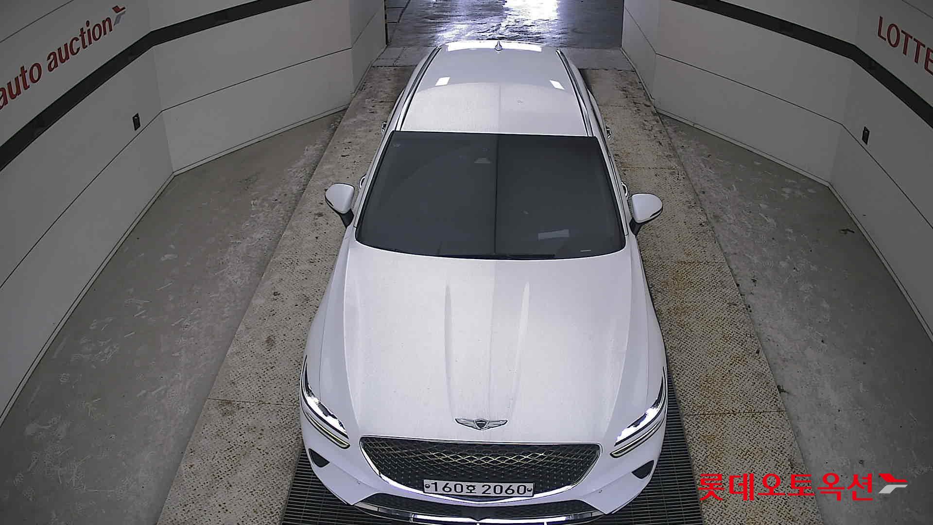 جينسس جي في 70