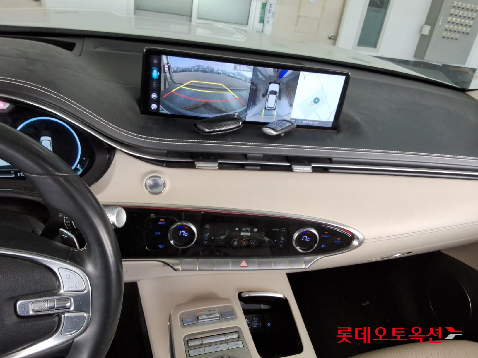 جينسس جي في 70