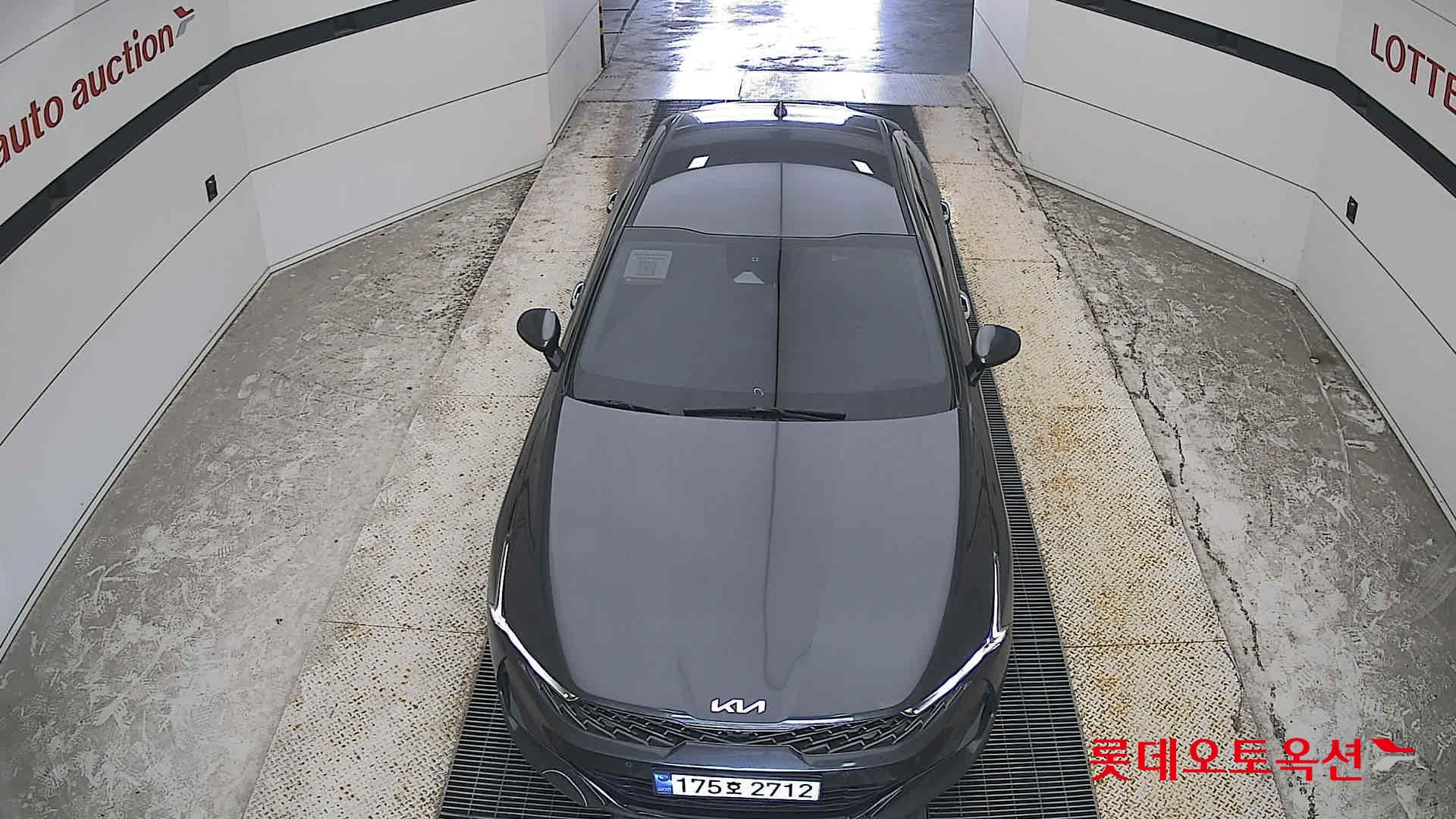 2023 - kia k5