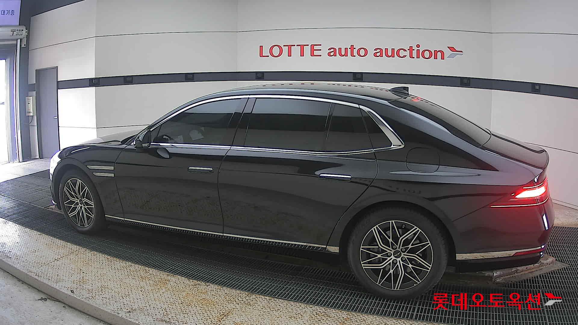 Hyundai G90 id 3822863 из Кореи 11