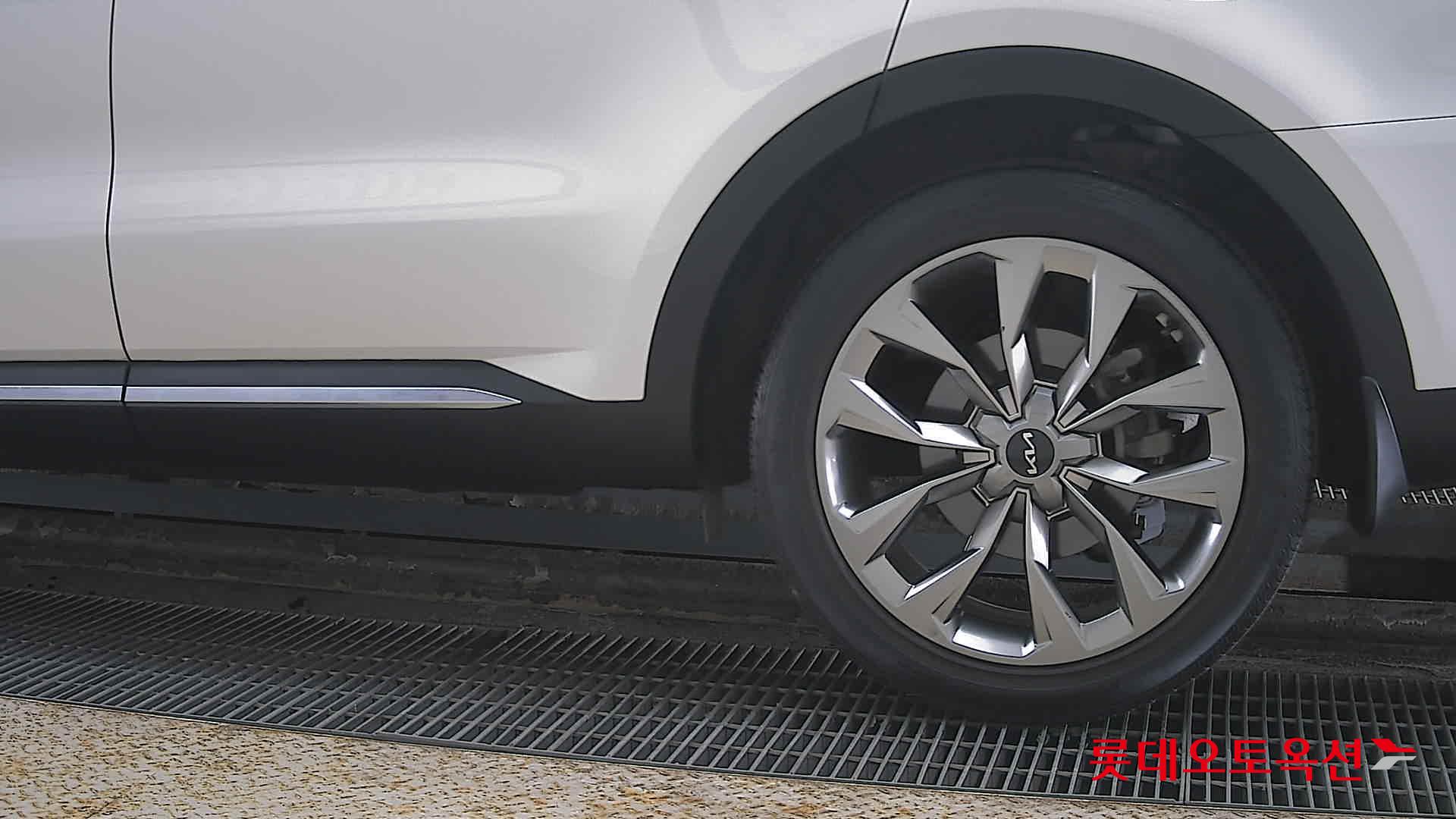 Kia Sorento id 3822976 из Кореи 22