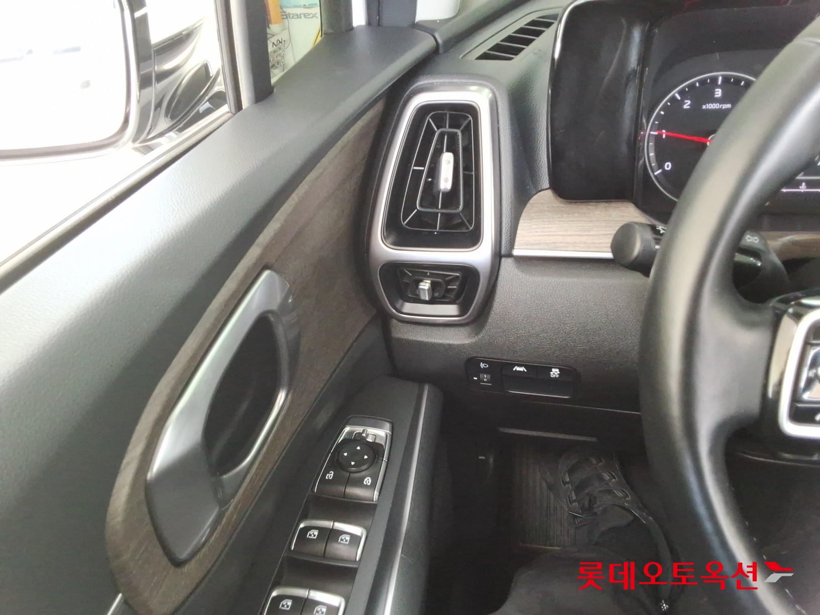 Kia Sorento id 3822976 из Кореи 28