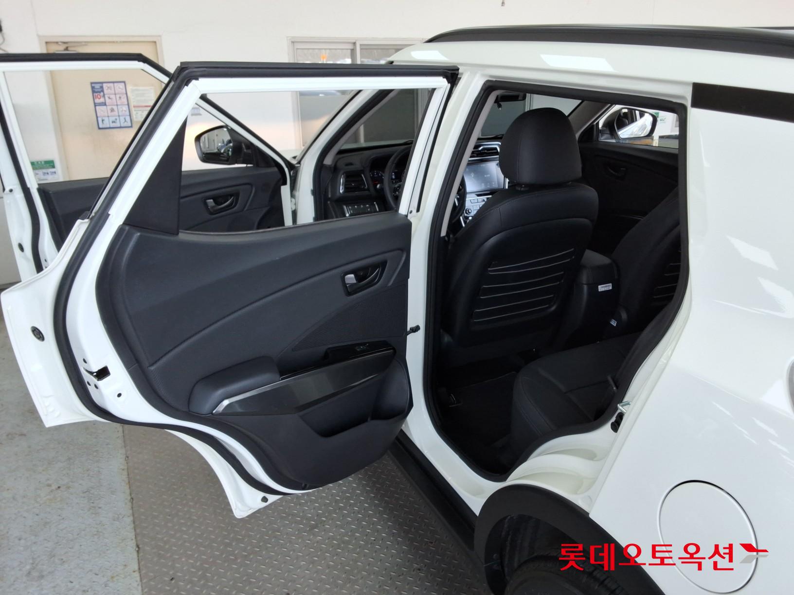 SsangYong Tivoli id 3822798 из Кореи 36