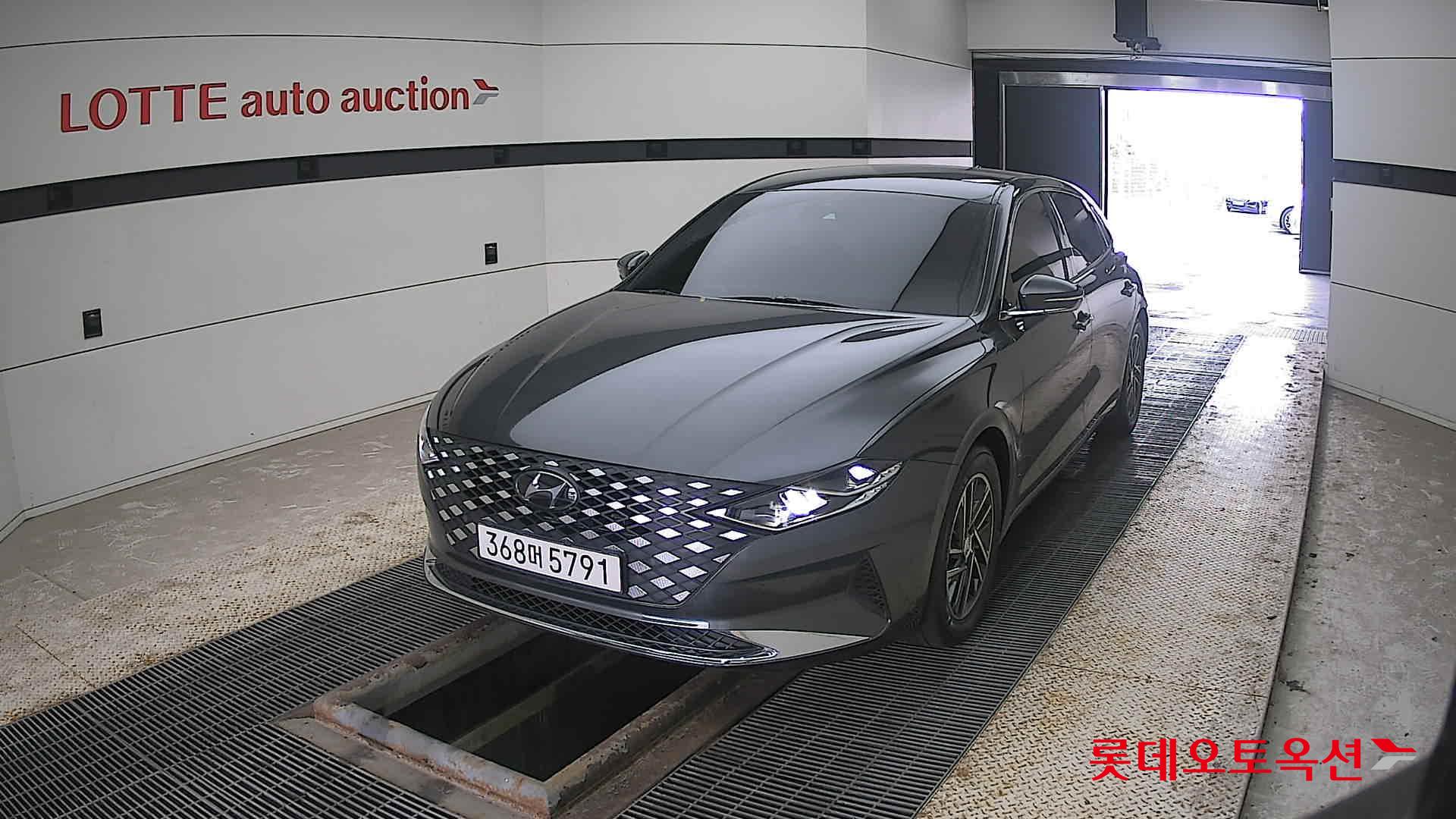 Hyundai Grandeur 2022 Nocturne Grey Metallic из Кореи