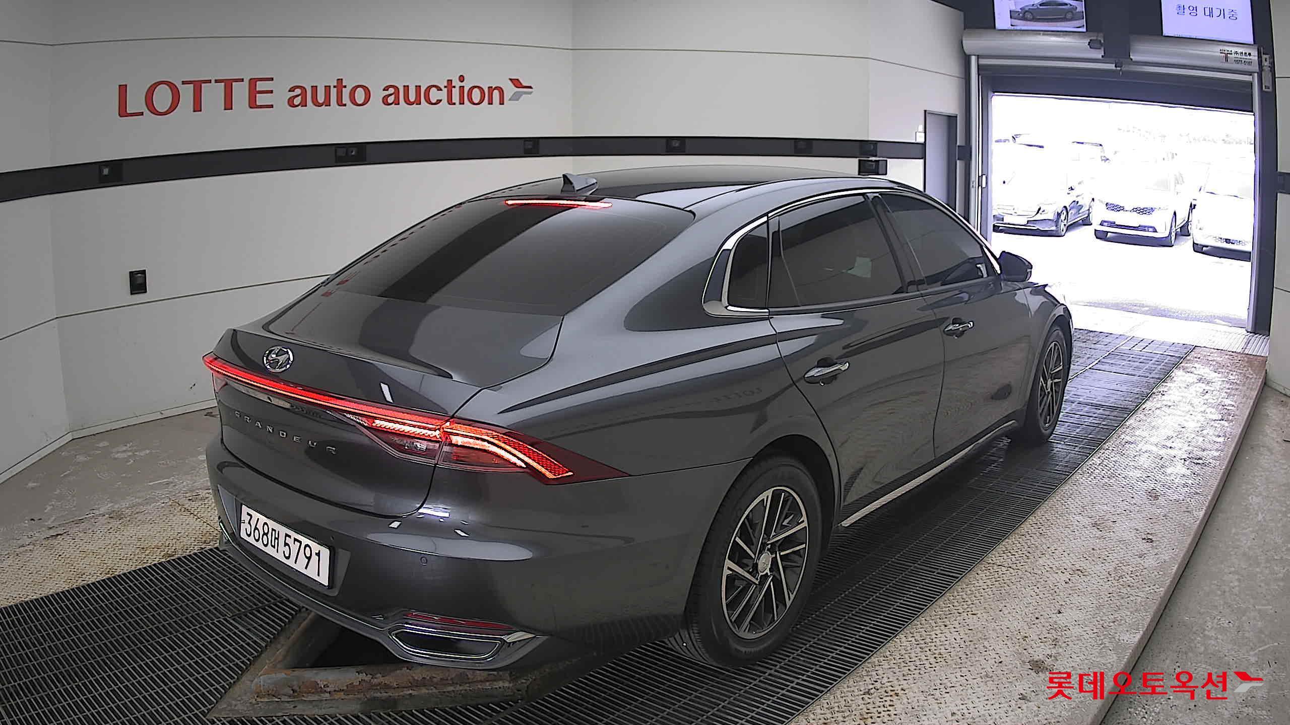 Hyundai Grandeur 2022 Nocturne Grey Metallic из Кореи, фото 4