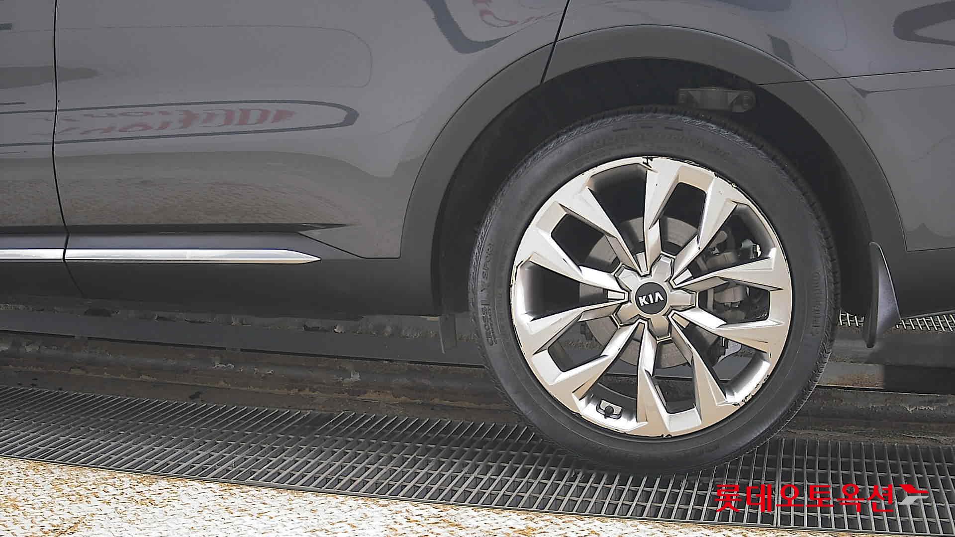 Kia Sorento id 3822953 из Кореи 22