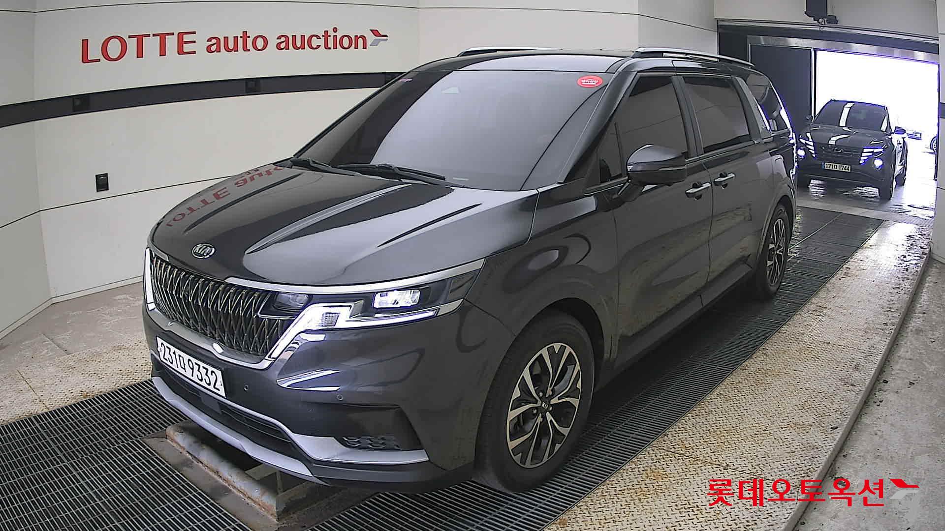 Kia Carnival id 3822911 из Кореи 14