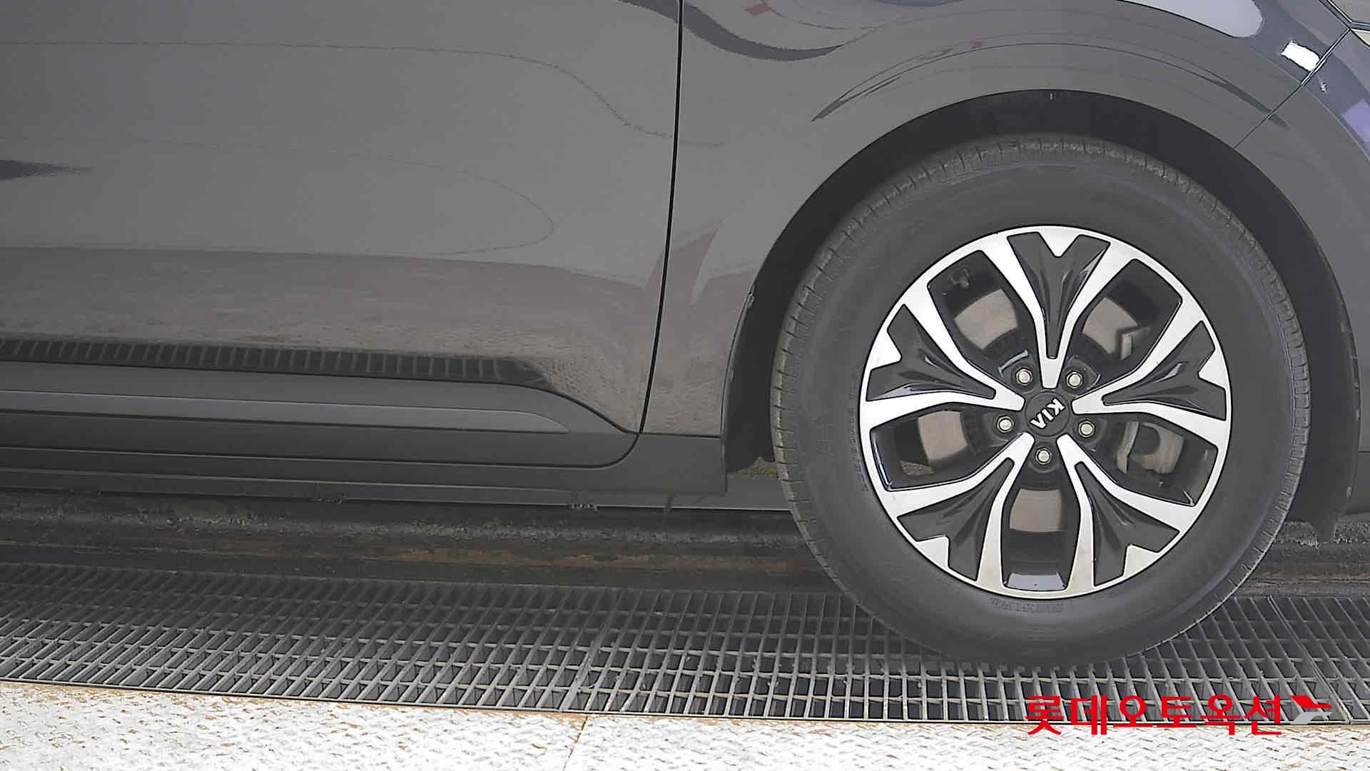 Kia Carnival id 3822911 из Кореи 23