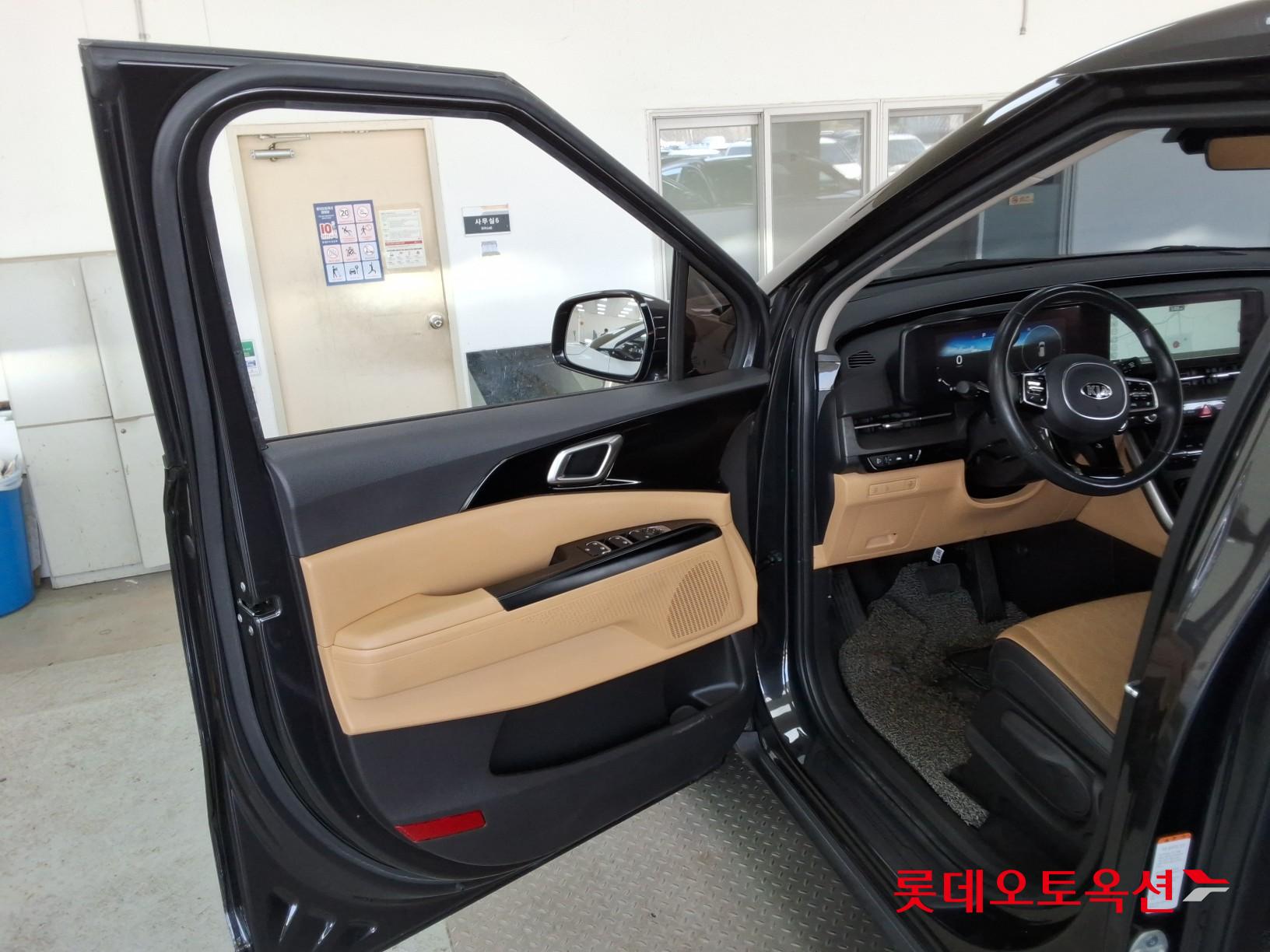 Kia Carnival id 3822911 из Кореи 34