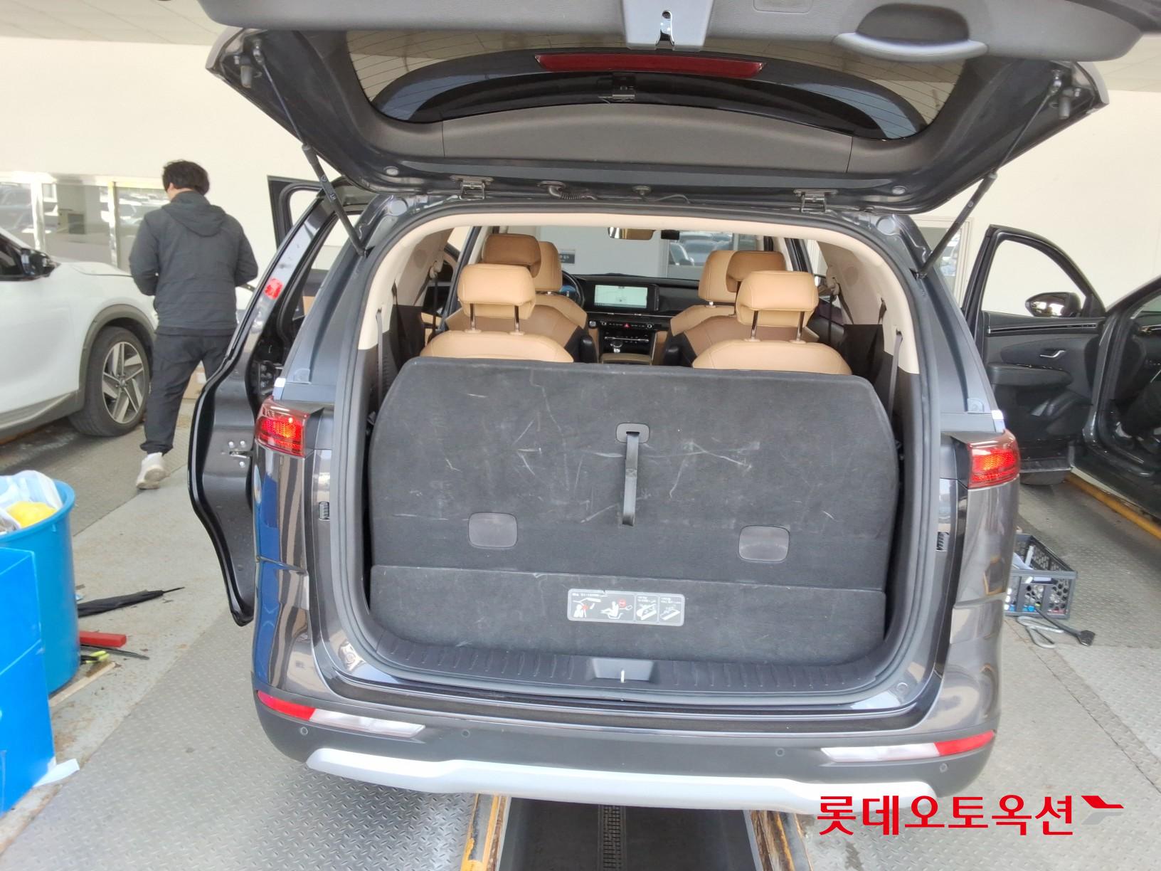 Kia Carnival id 3822911 из Кореи 36