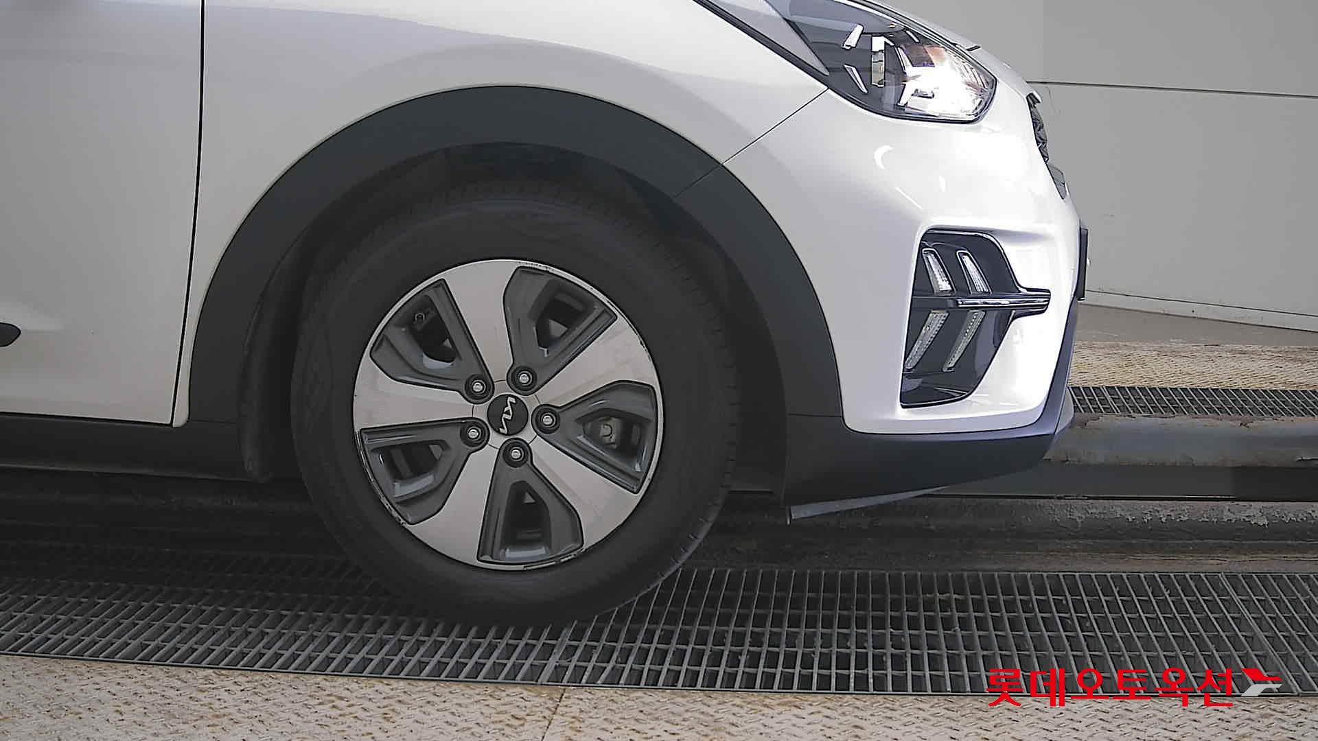 Kia Niro Hybrid id 3822926 из Кореи 23