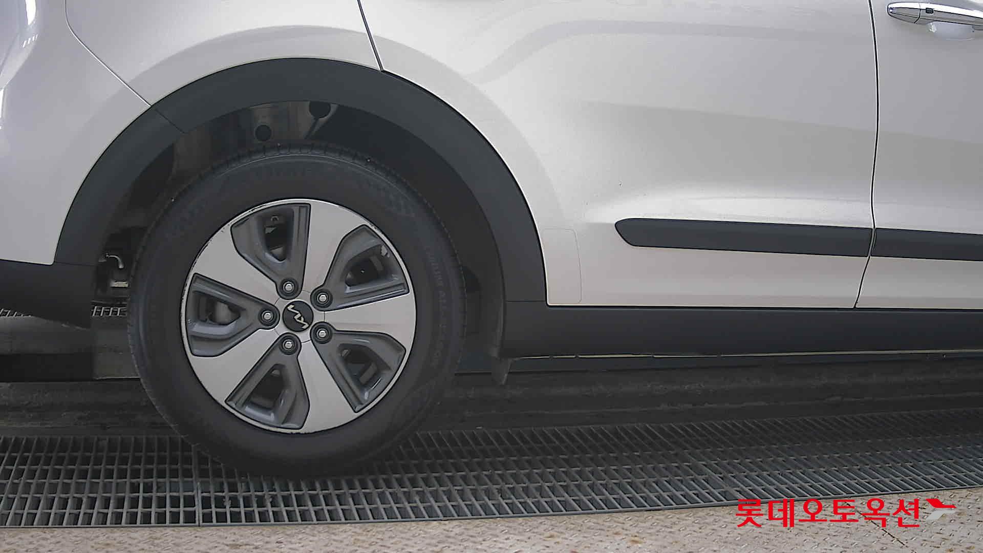 Kia Niro Hybrid id 3822926 из Кореи 24