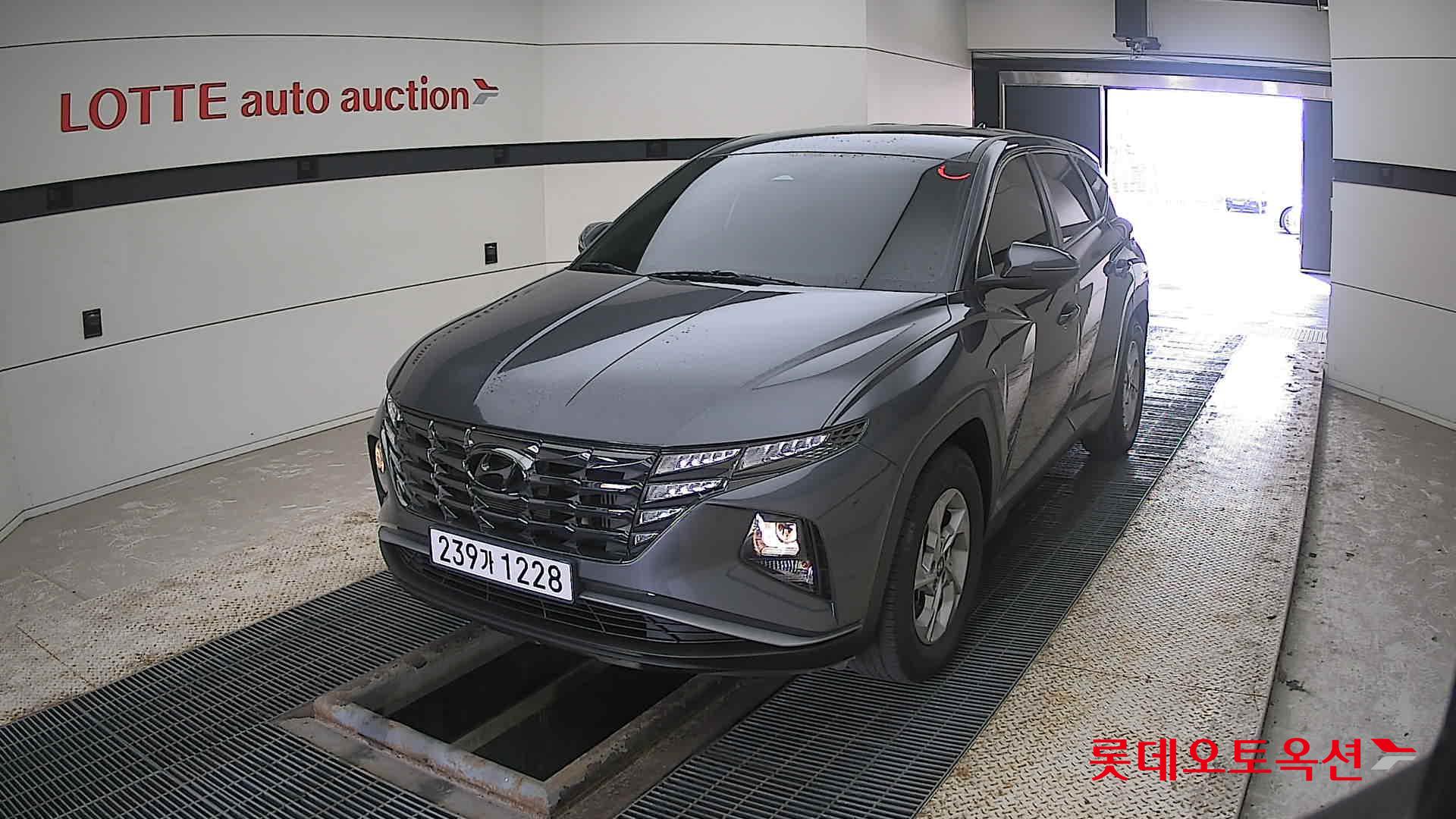 Hyundai Tucson 2022 Titanium Grey Metallic из Кореи