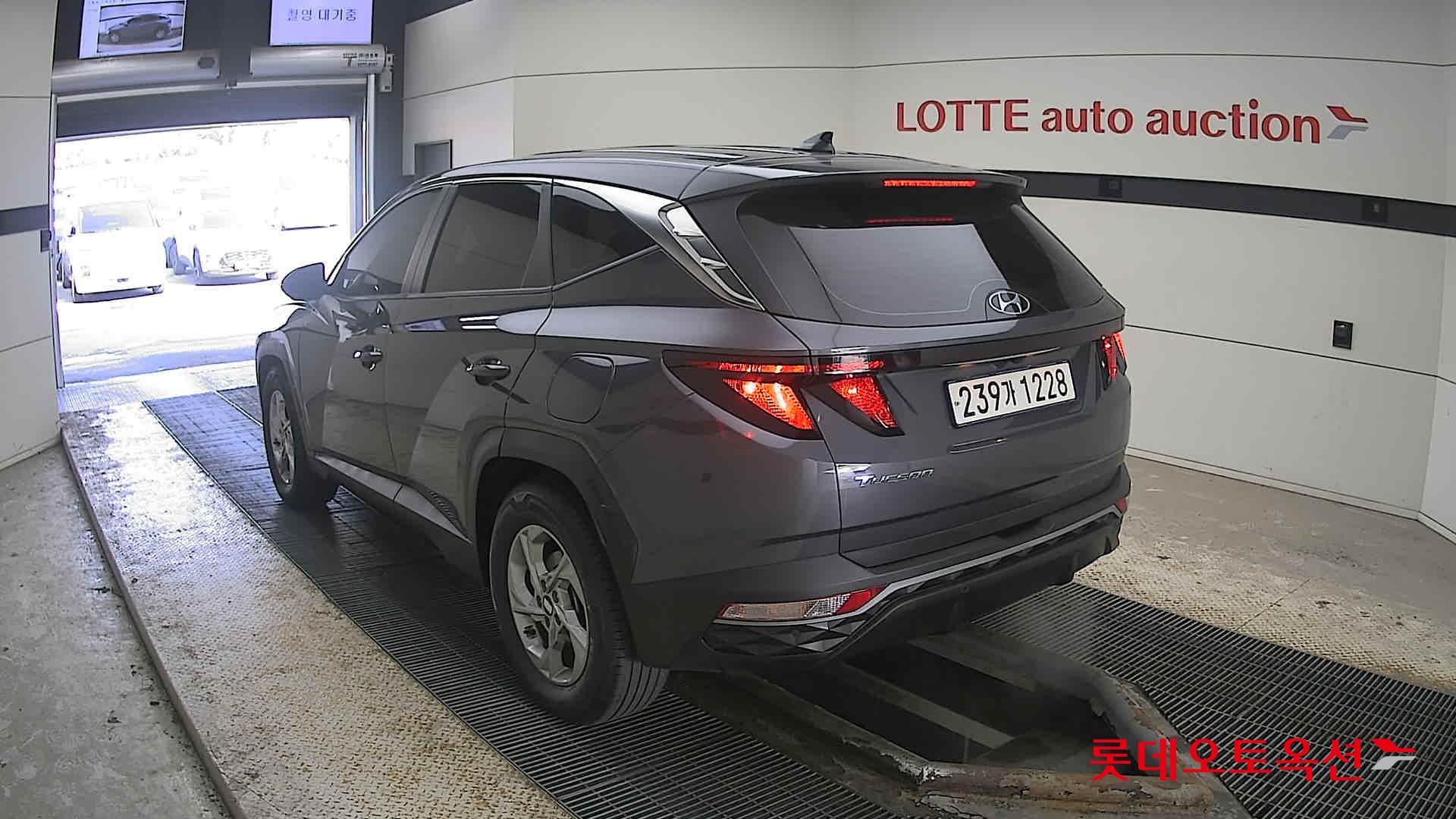 Hyundai Tucson 2022 Titanium Grey Metallic из Кореи, фото 6