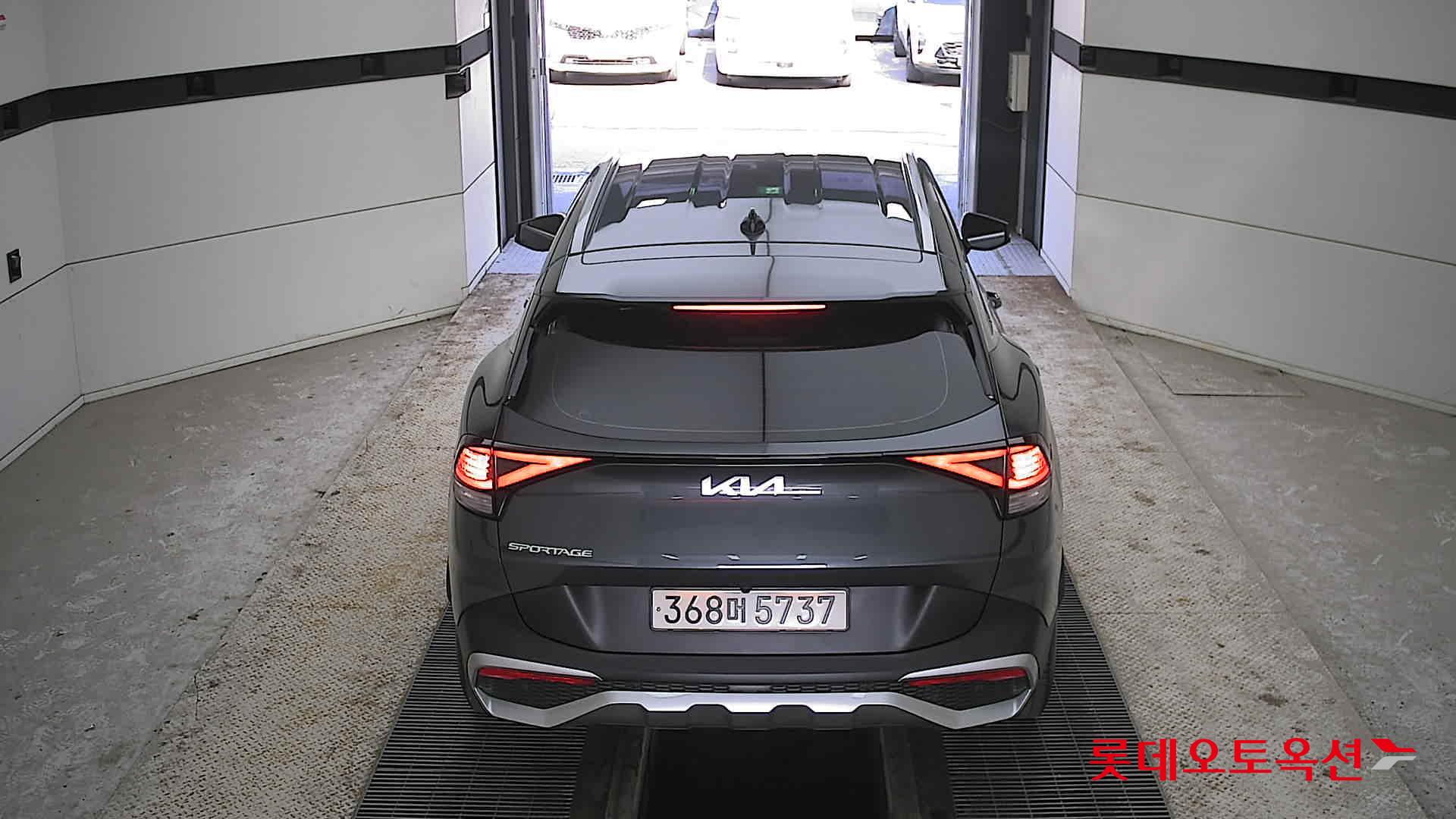 Kia Sportage 2023 Gravity Gray из Кореи, фото 5