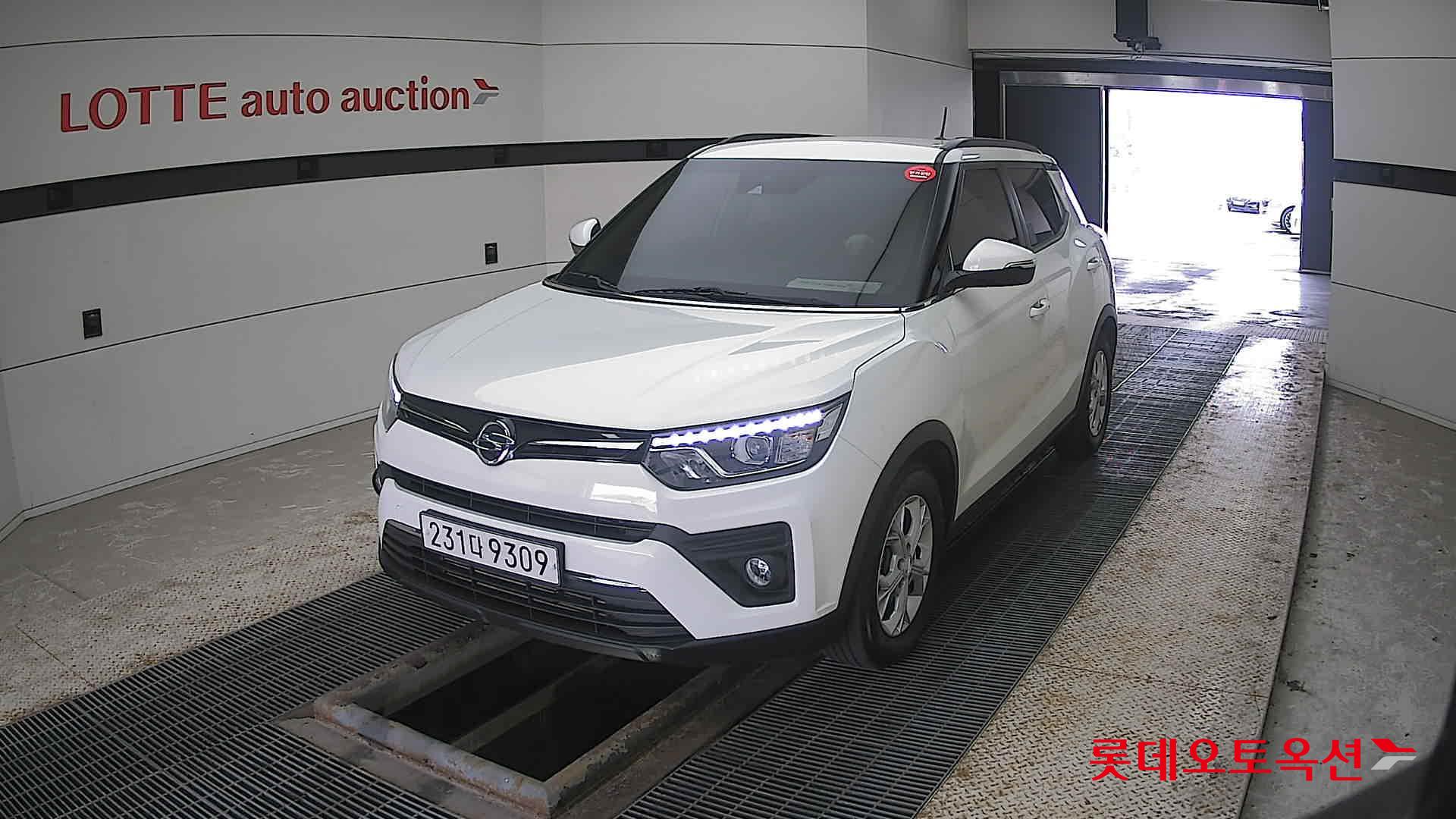 SsangYong Tivoli 2021 Grand White из Кореи