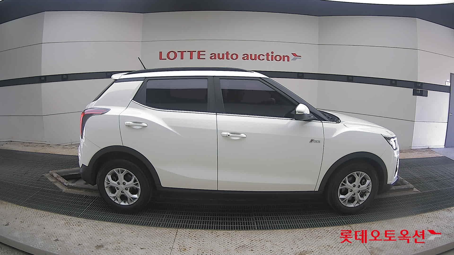 SsangYong Tivoli 2021 Grand White из Кореи, фото 3