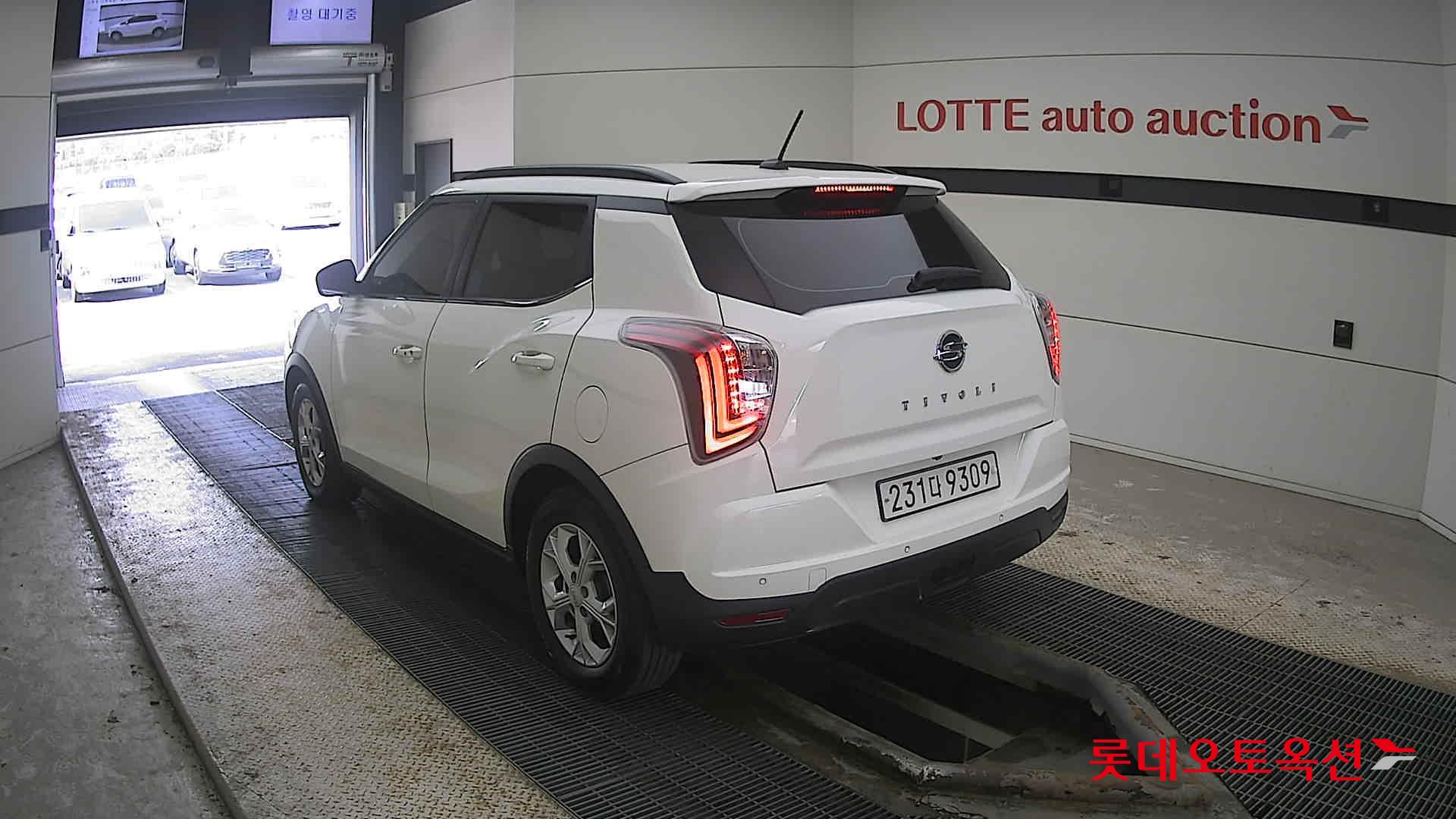 SsangYong Tivoli 2021 Grand White из Кореи, фото 6