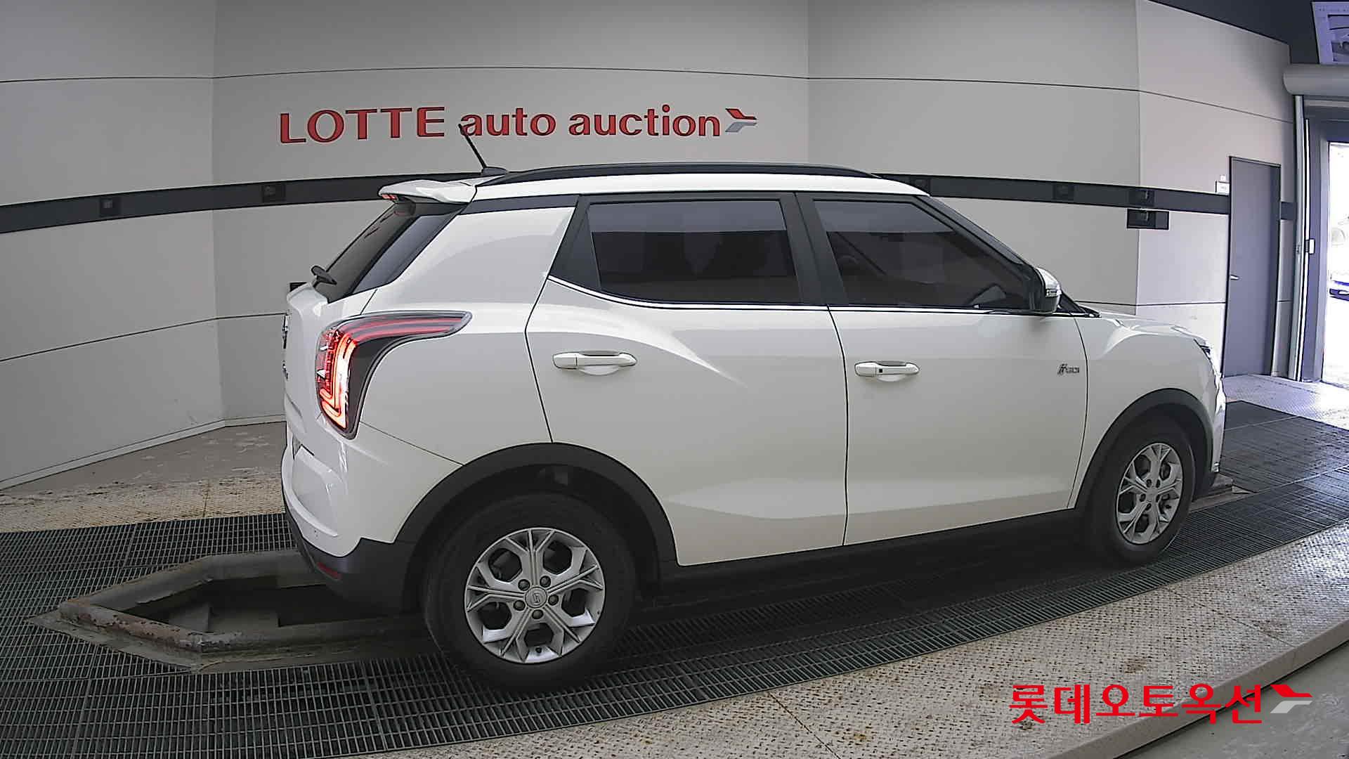 SsangYong Tivoli id 3823001 из Кореи 18