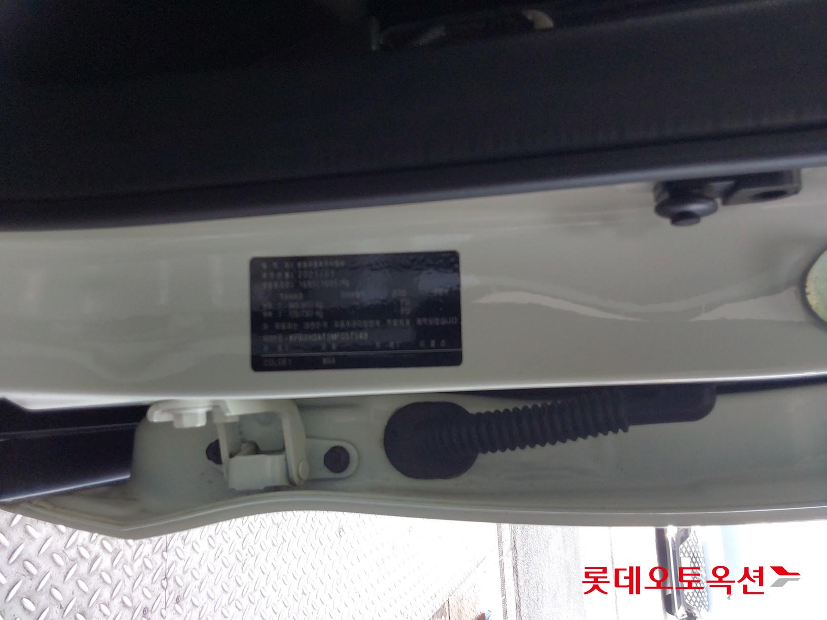 SsangYong Tivoli id 3823001 из Кореи 35