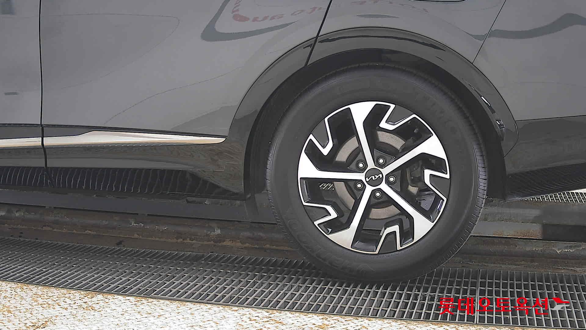 Kia Sportage Hybrid id 3822937 из Кореи 22