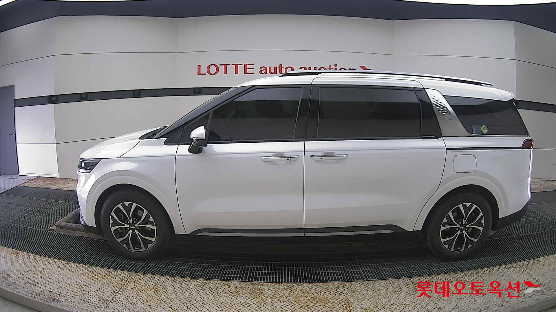 Kia Carnival id 3822957 из Кореи 7