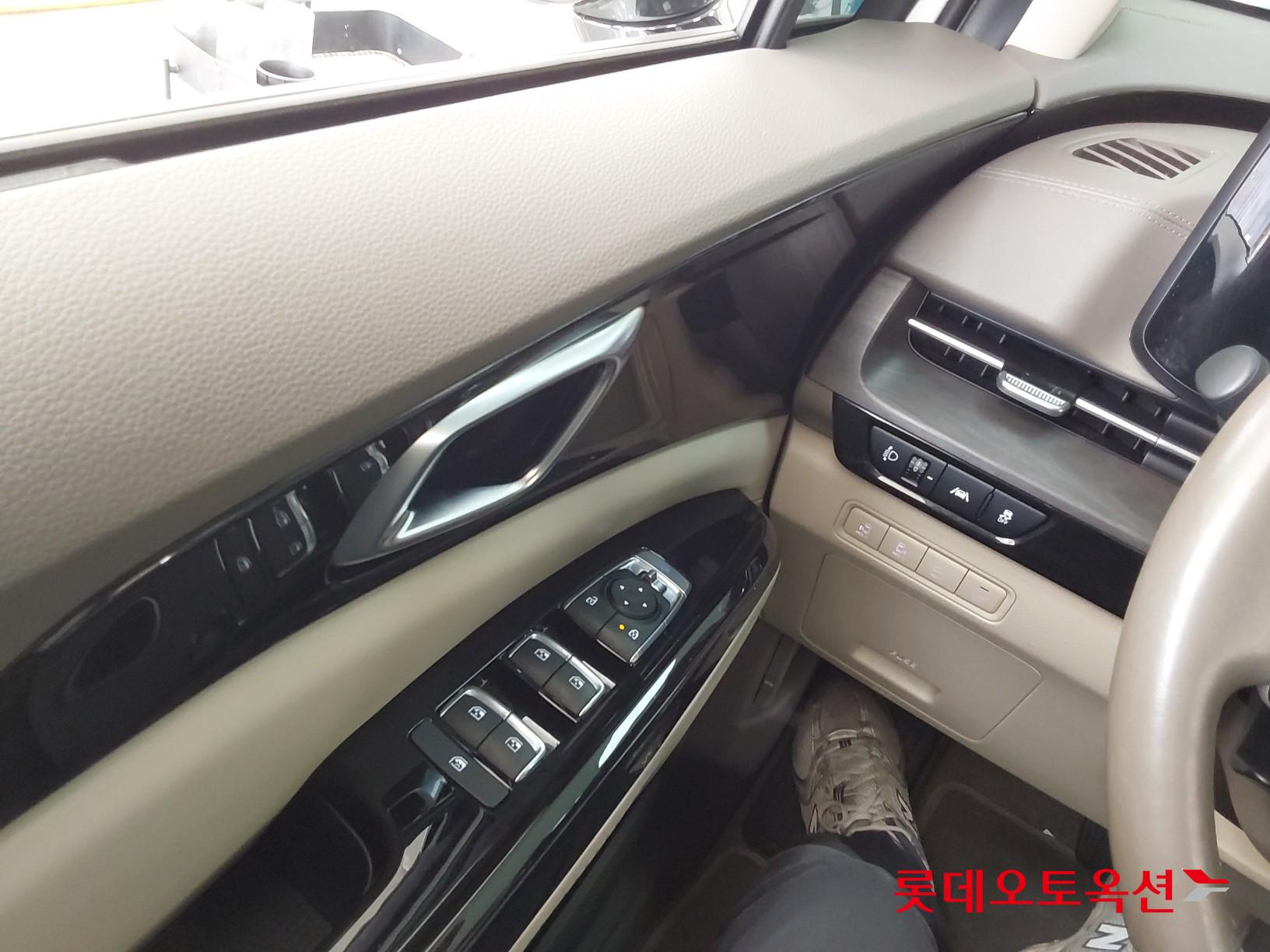 Kia Carnival id 3822957 из Кореи 28