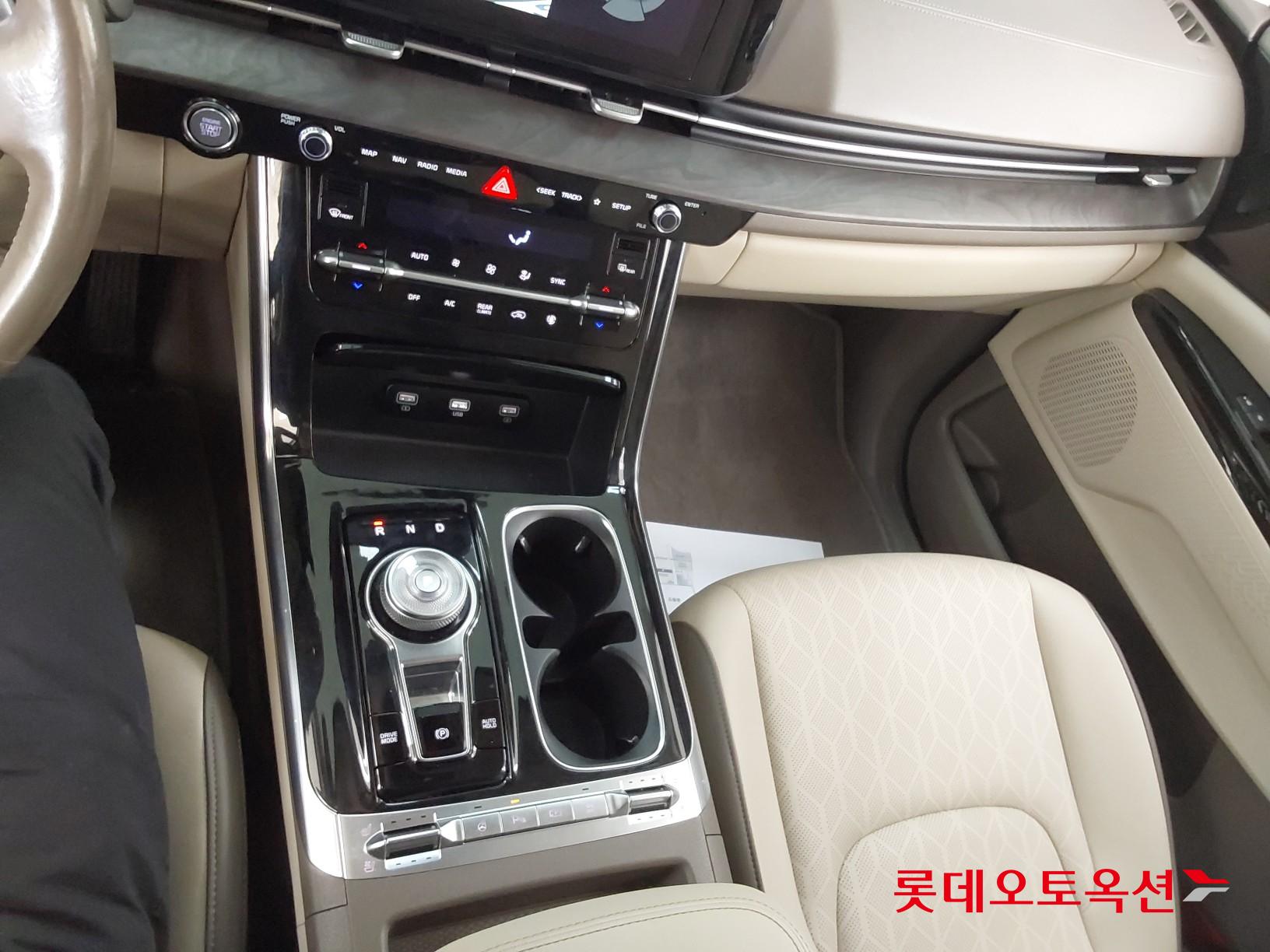 Kia Carnival id 3822957 из Кореи 34