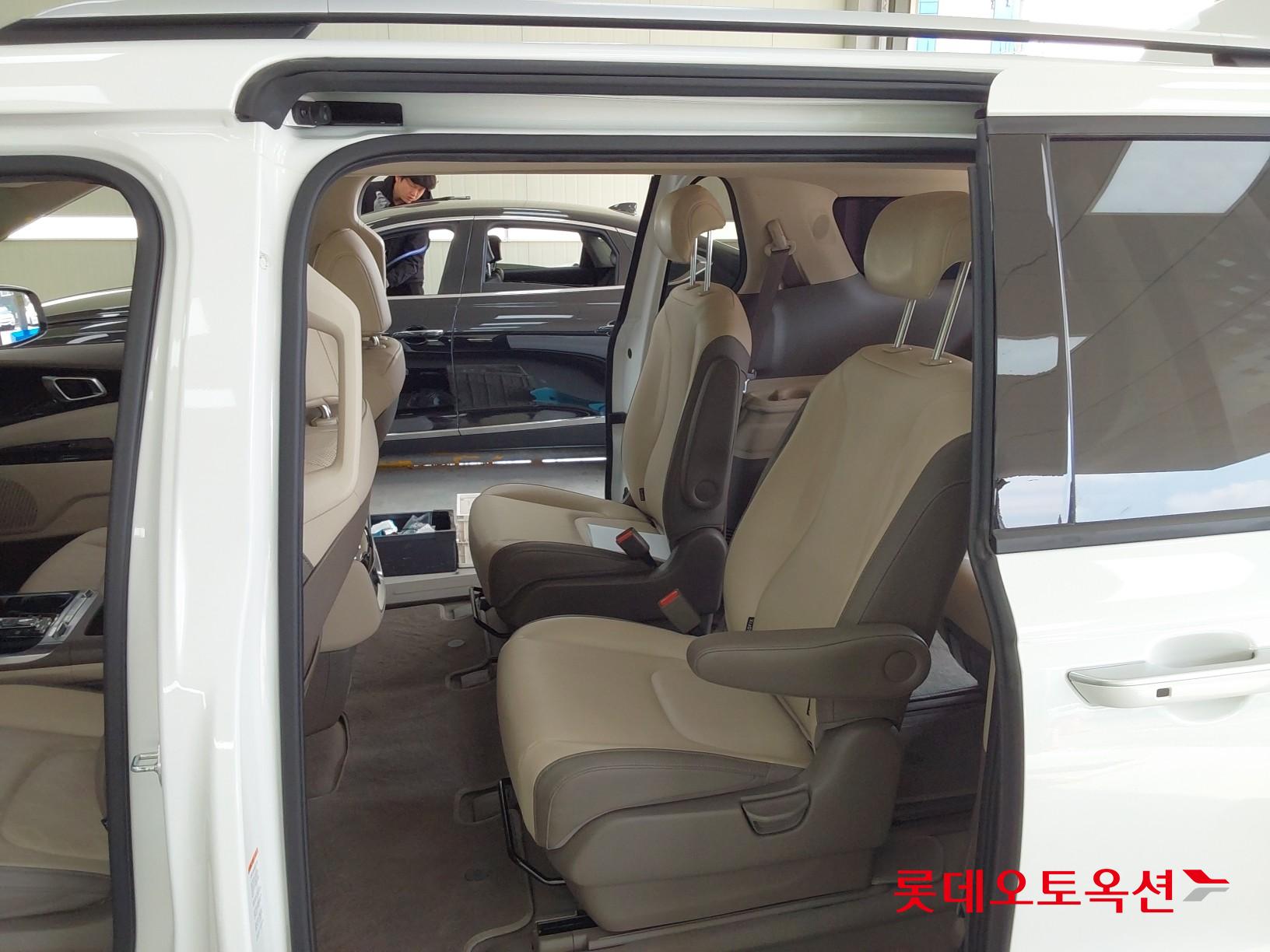 Kia Carnival id 3822957 из Кореи 37