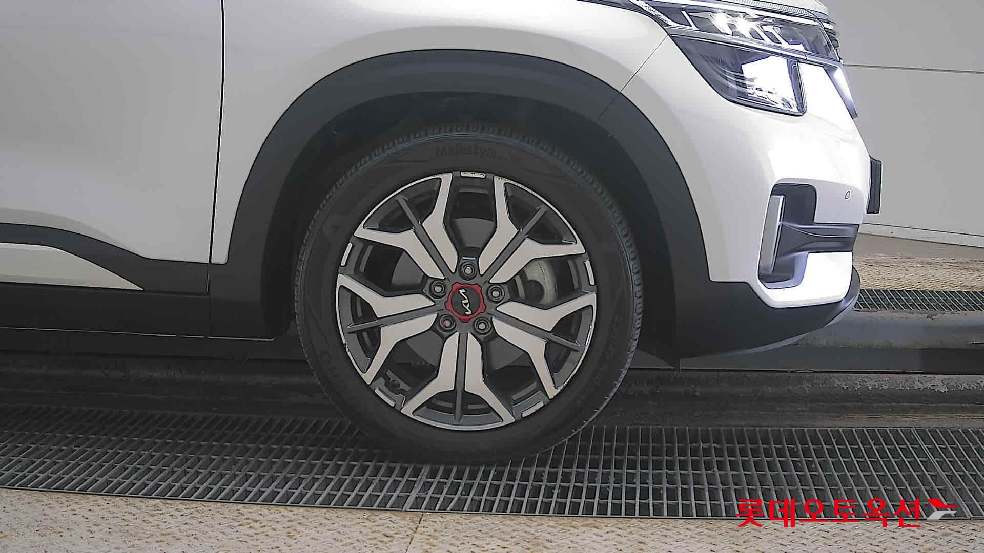 Kia Seltos id 3822975 из Кореи 23