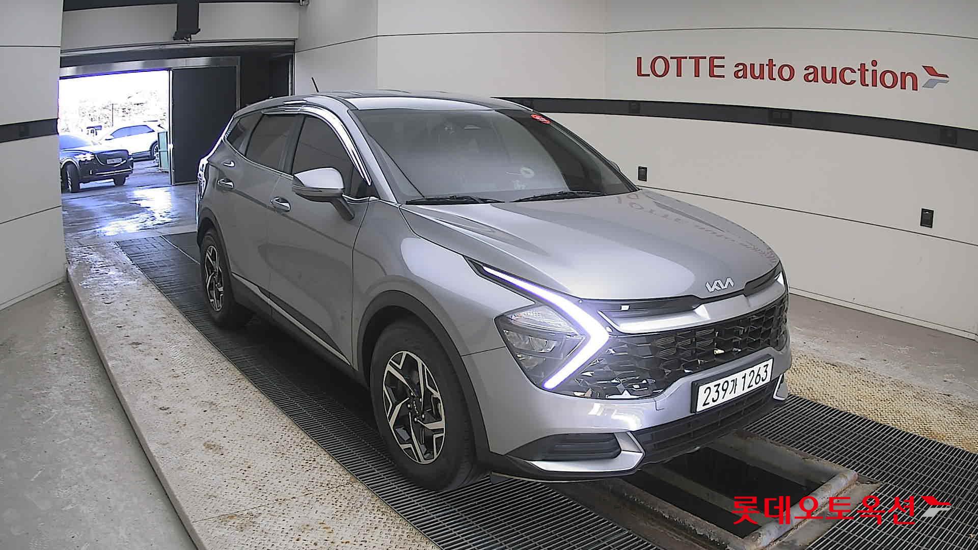 Kia Sportage 2023 Steelgray из Кореи, фото 2