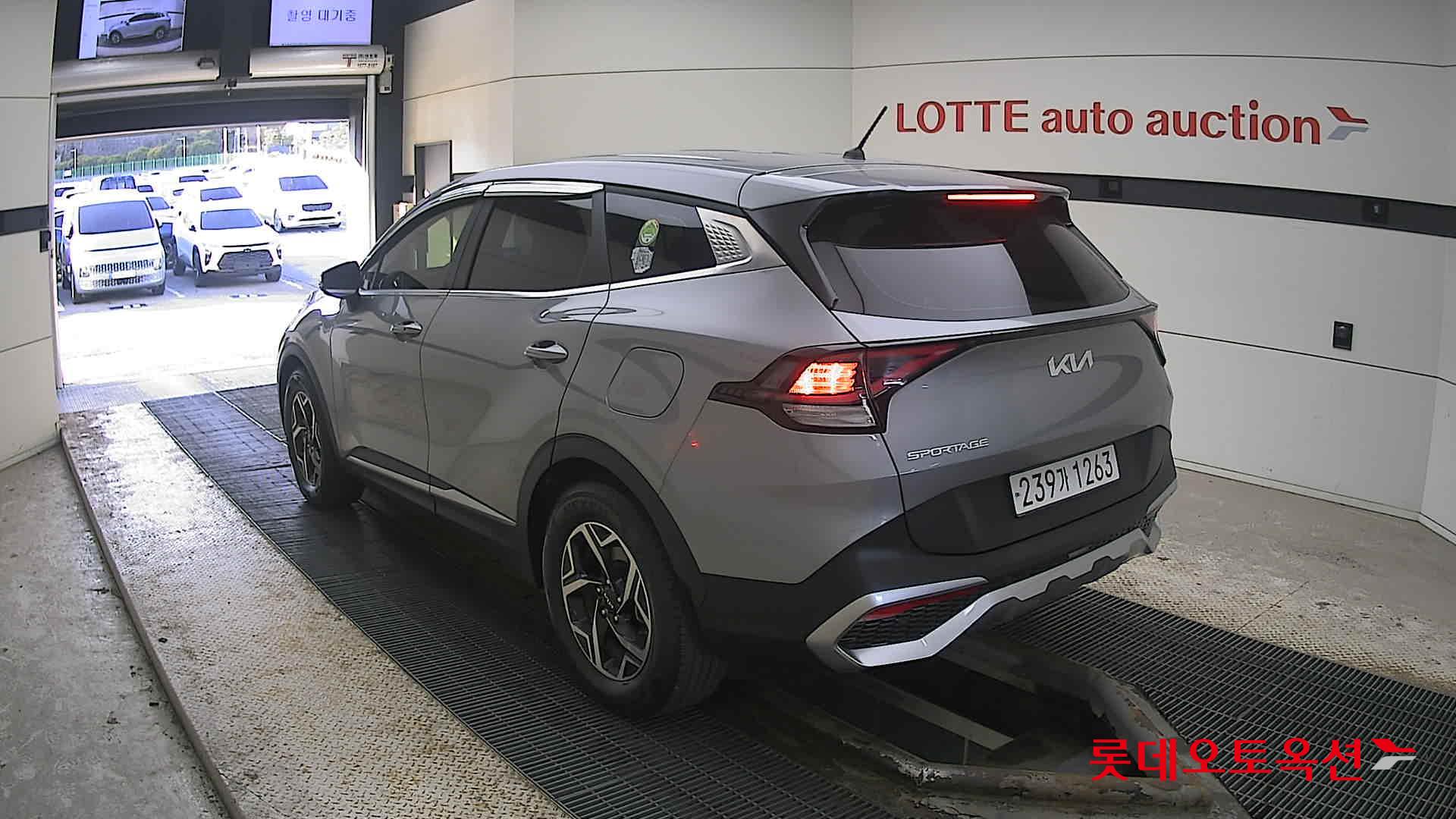 Kia Sportage 2023 Steelgray из Кореи, фото 6
